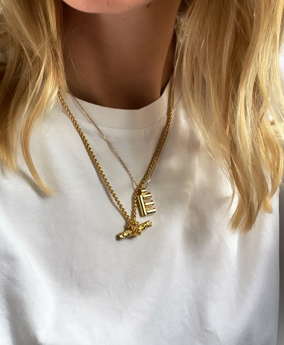 Ruddock-initial-alphabet-chunky-letter-personalised-pendant-necklace-sterling-silver-18ct-gold-plated