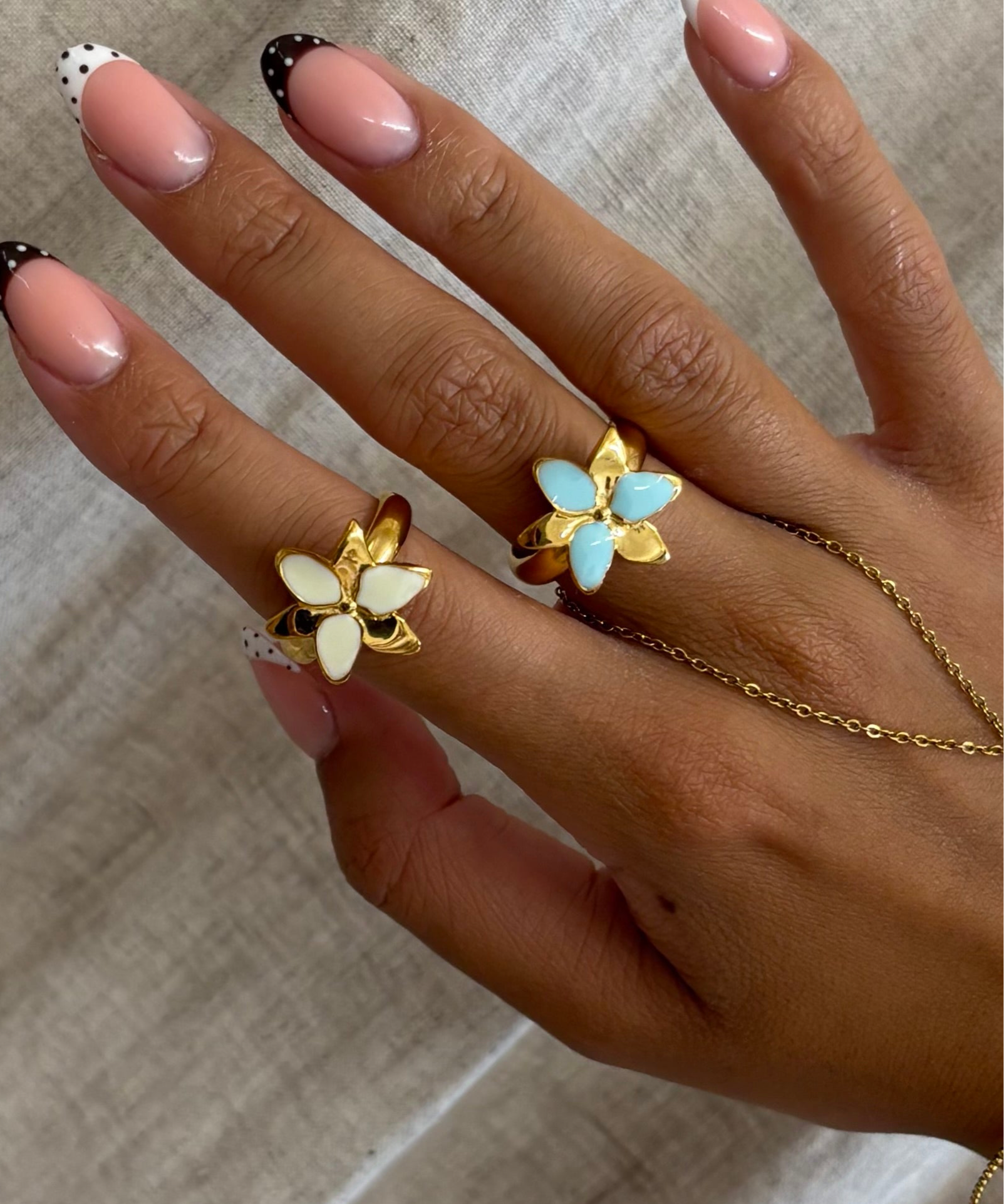 Squeeze-Jewellery-Stargazer-Flower-Ring-Gold-Silver-Blue-Vanilla-Cream-Oriental-Lily-Statement-Cocktail-Ring-Cute-Jewellery