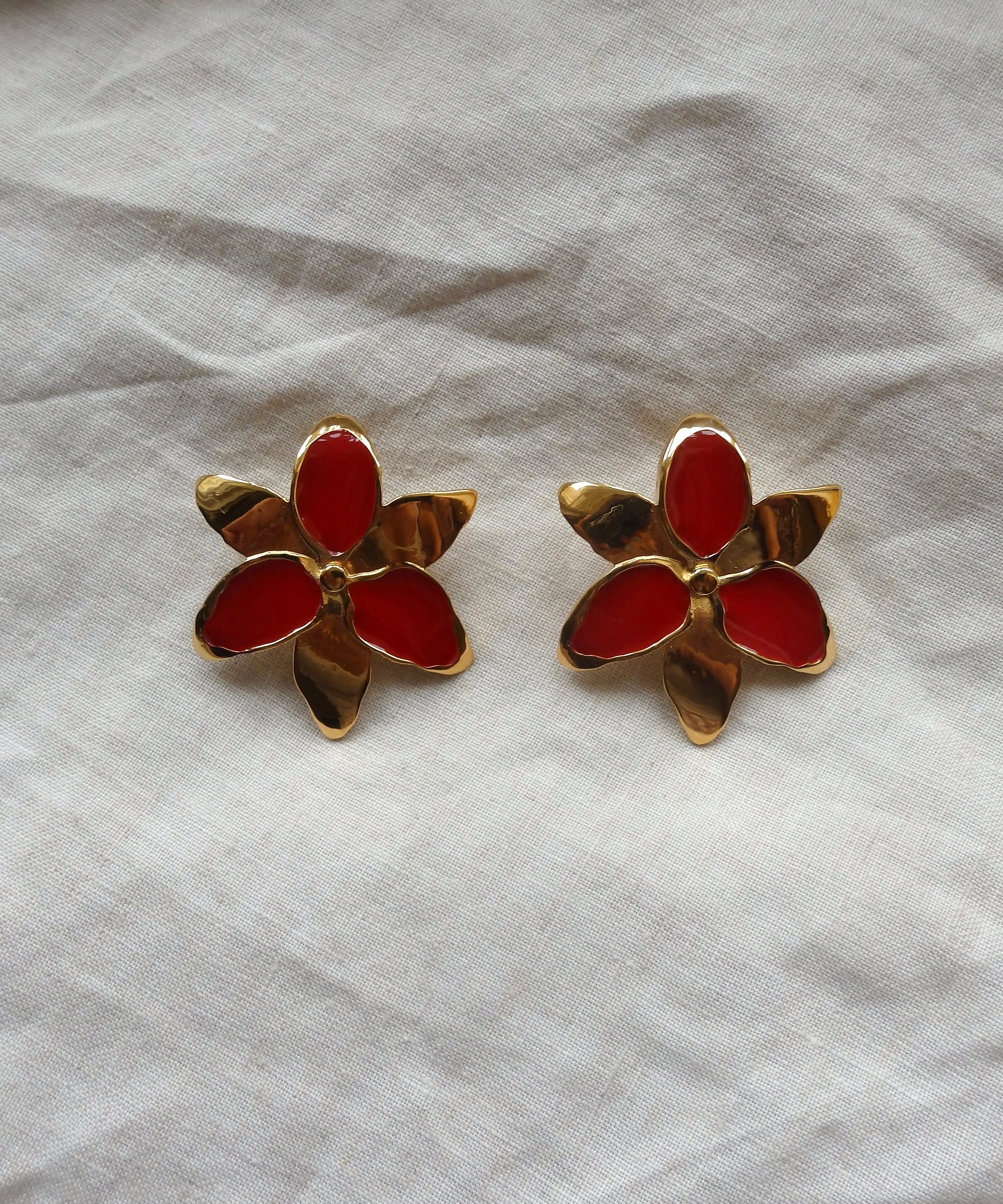 Squeeze-London-Cocktail-Twins-Oversized-Statement-Flower-Earrings-Red-Ruby-Gold-vermeil