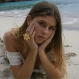 Squeeze-London-Little-Kiss-Ring-Cocktail-Statement-Flower-French-Vanilla-Cream-Gold-Vermeil