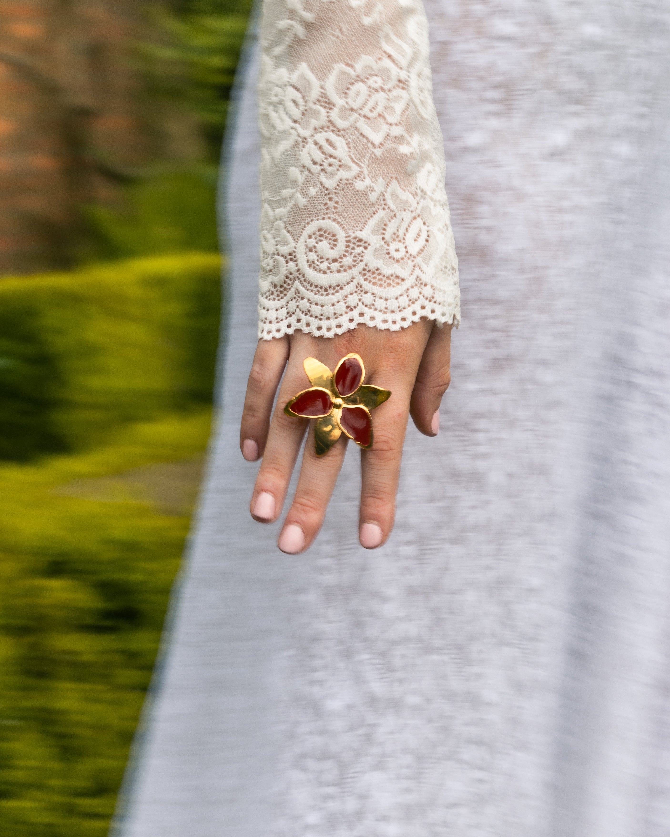 Squeeze-London-Little-Kiss-Statement-Flower-Cocktail-Ring-Ruby-Red-Gold-Vermeil