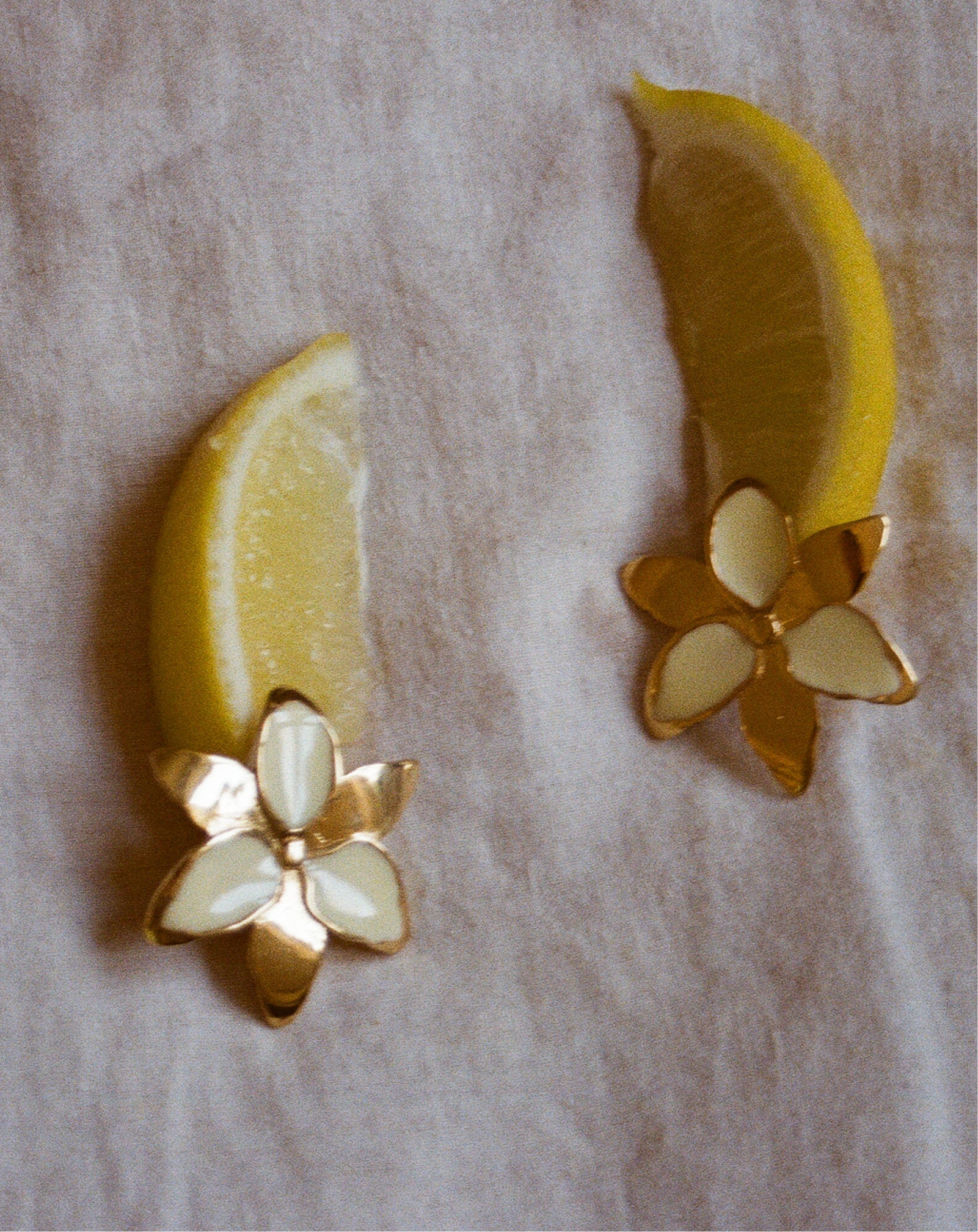 Squeeze-London-Oversized-Statement-Flower-Cocktail-Twins-Earrings-Cream-Enamel-Gold-Vermeil
