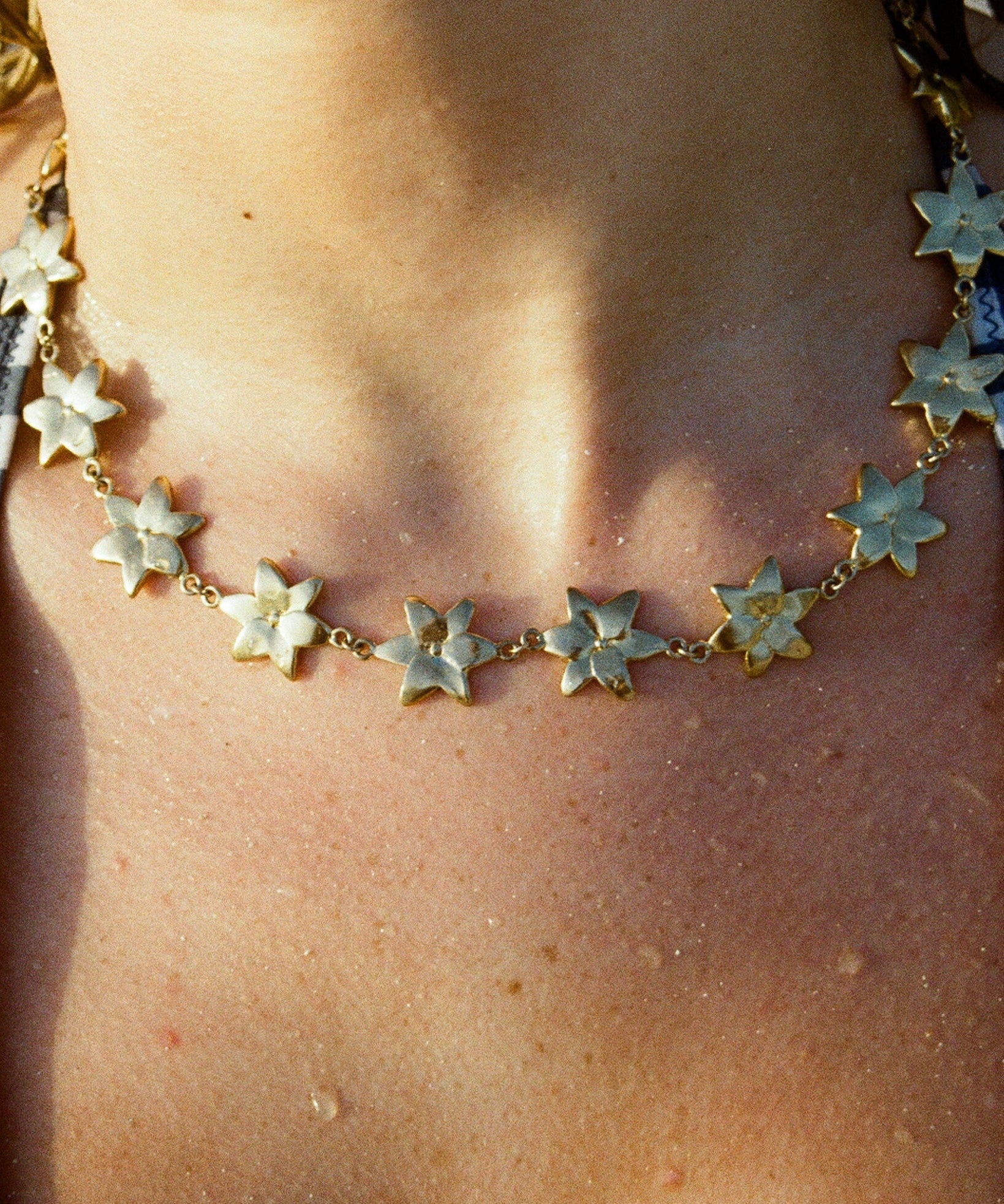 Squeeze-London-Rosella-Dream-Flower-Charm-Necklace-Chunky-Statement-Gold-Vermeil-Sterling-Silver