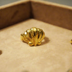 Tilly-Sudsbury-Clam-Shell-Ring-Chunky-Jewellery-Statement-Rings-Unique-Sterling-Silver-Gold-Vermeil-Coastal-Mediterrean-Cocktail-Holiday-Jewellery-Wavey-Stacker-Stacking-Ring-Gold-Solid