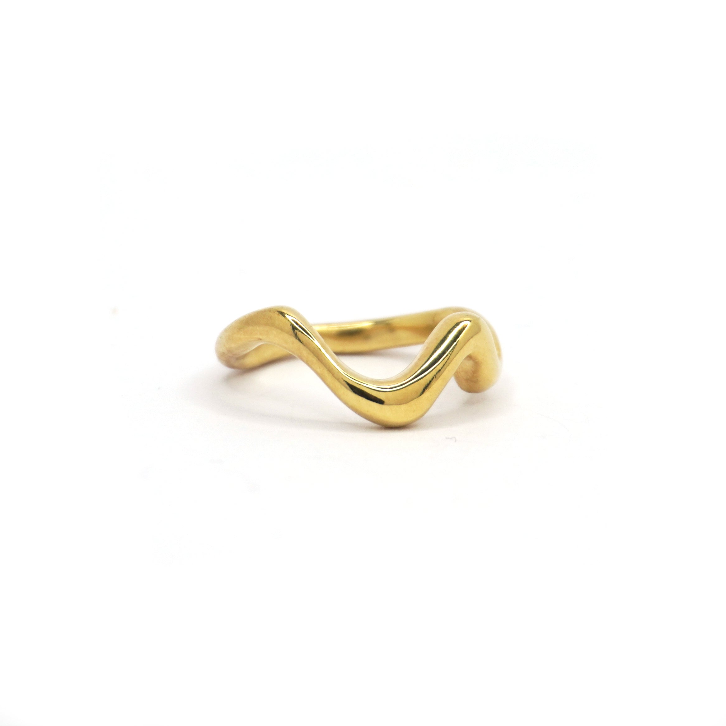 Tilly-sudsbury-9ct-carat-9-solid-gold-wavey-stacker-stacking-cruved-wave-ring