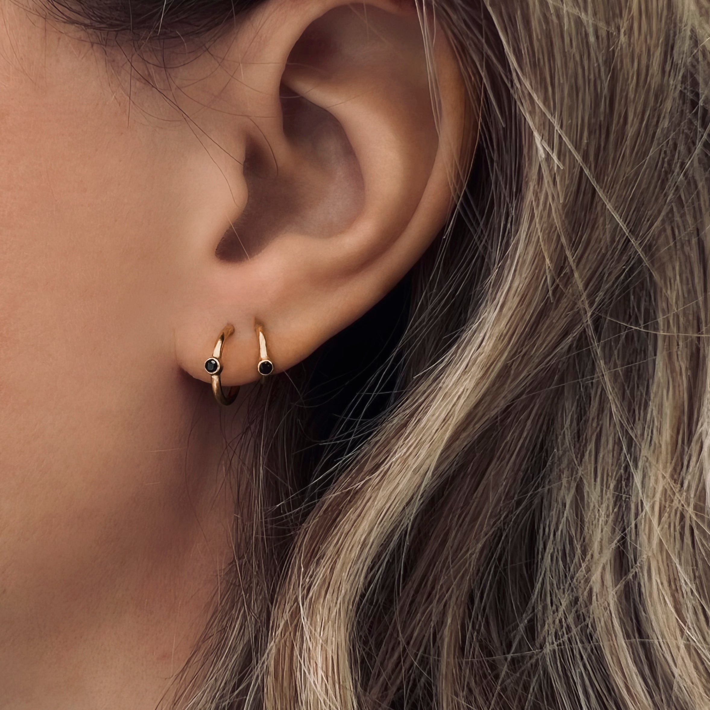 Tory-Long-Huggie-Hoop-Earrings-gold-vermeil-black-sapphire-stone-sleek-everyday-stacking-cool-hoop