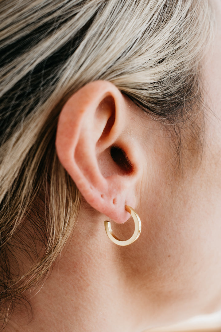Uniform-Jewellery-Crux-Chunky-Gold-Vermeil-hoops-Midi-Medium-Hoop-Earrings