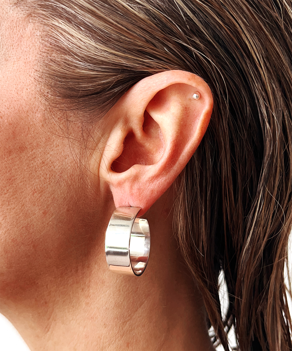Uniform-Jewellery-Dee-Sterling-Silver-Sleek-Oversized-Chunky-Minimal-Hoops-Hoop-Earrings