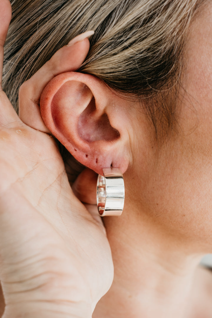 Uniform-Jewellery-Dee-Sterling-Silver-Sleek-Oversized-Chunky-Minimal-Hoops-Hoop-Earrings