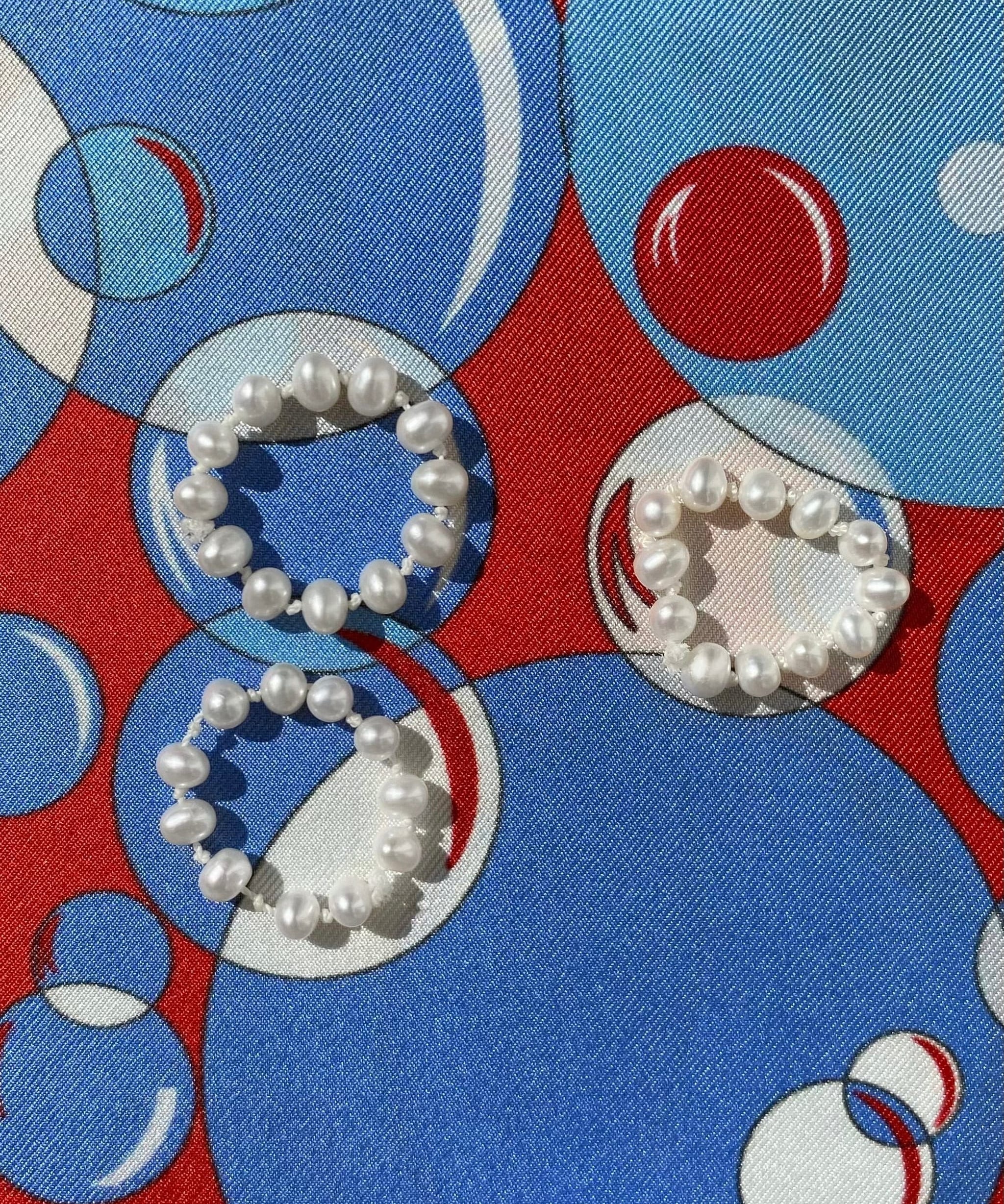 Feggeri-Aphrodite-freshwater-Pearl-beaded-Ring-white-bead