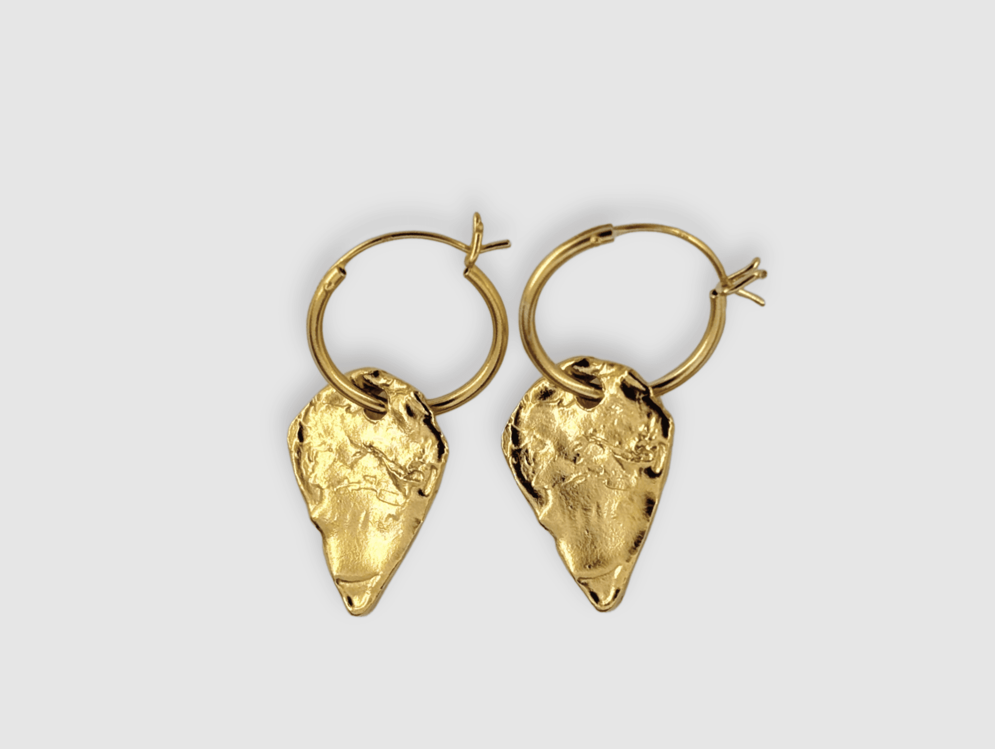 Milly-Maunder-Arma-Textured-Shield-Pendant-Huggies-Drop-Hoop-Earrings-Hoops-Gold-Plated-18ct-Stacking 