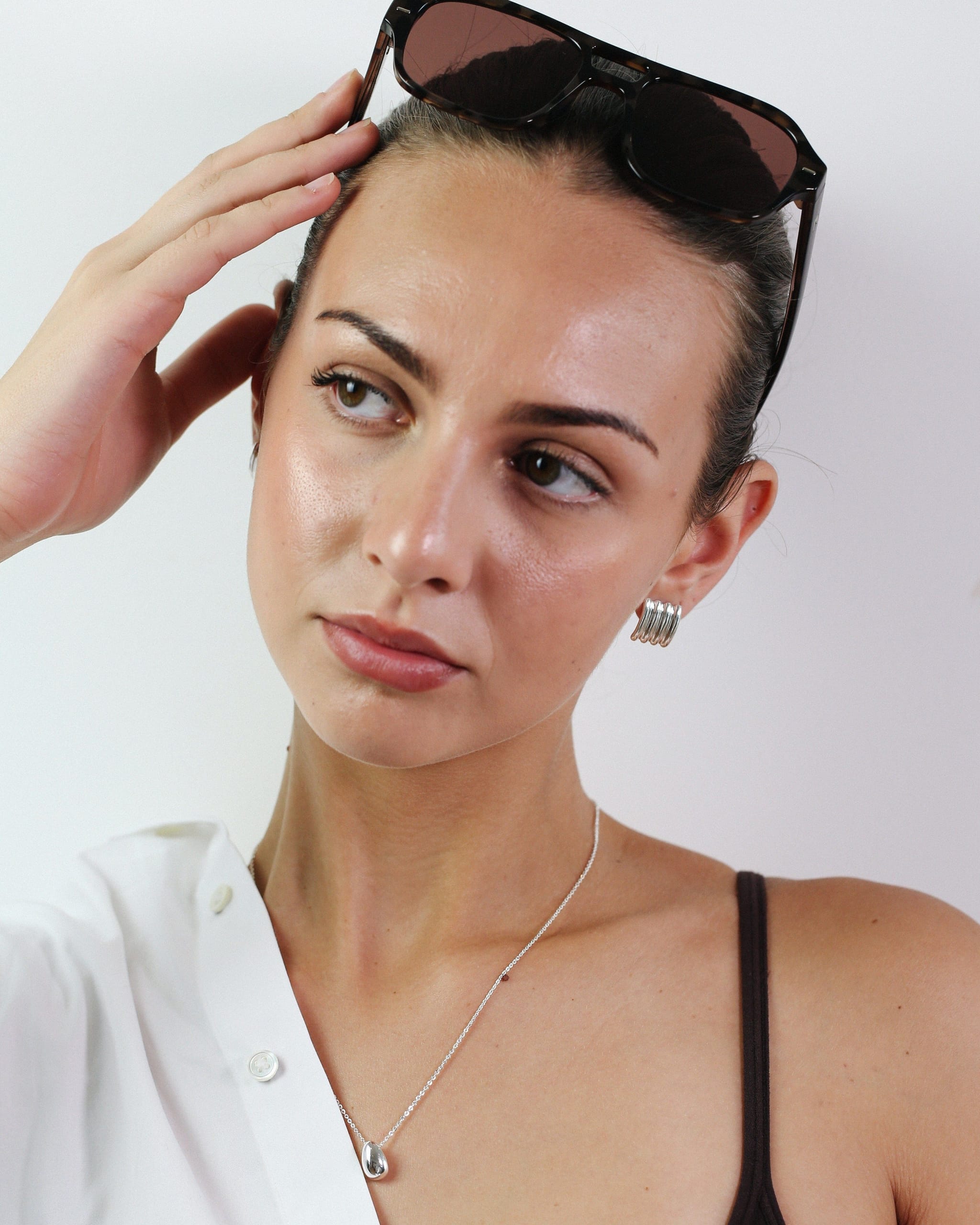 Classic Bar Studs - Golden