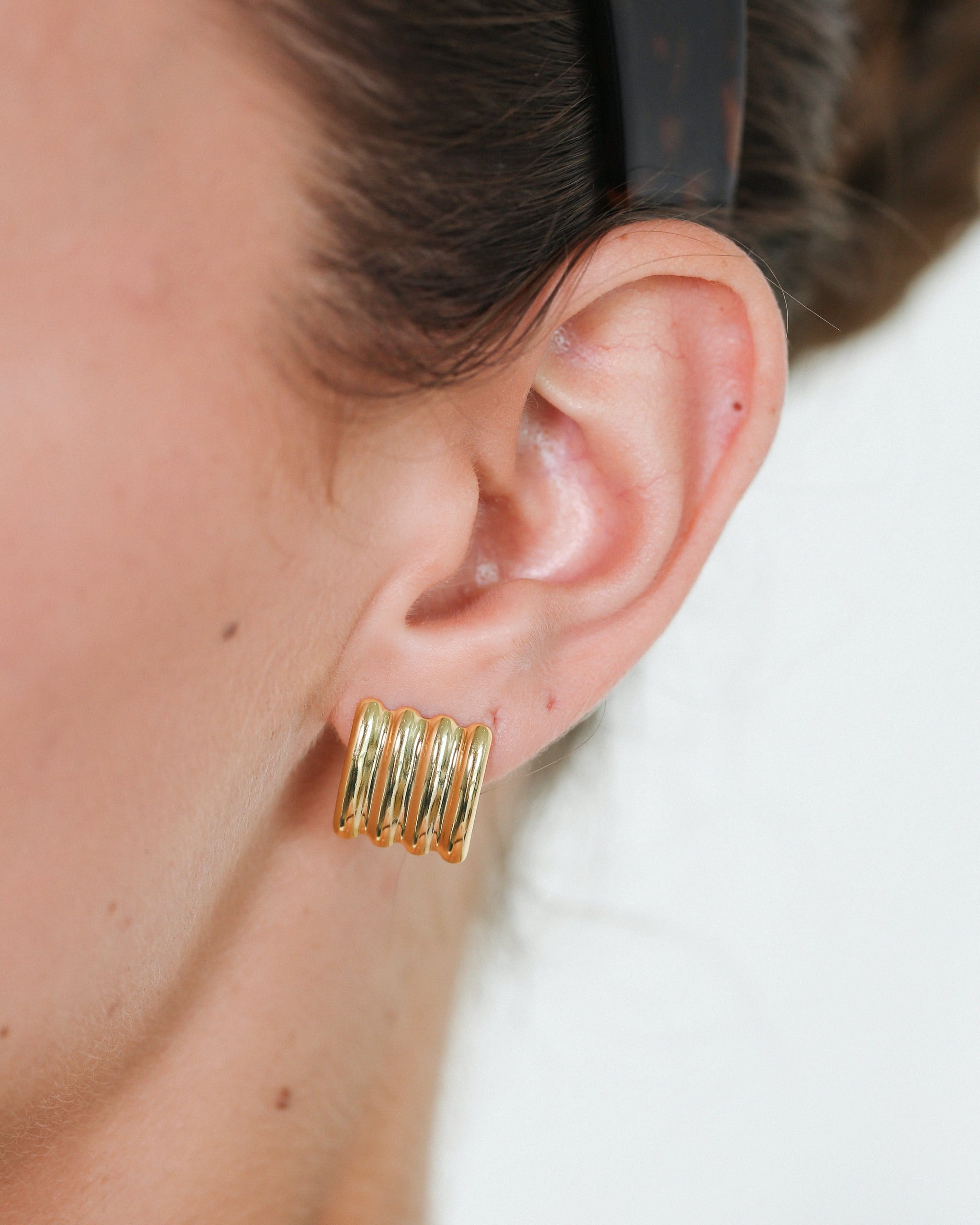 Classic Bar Studs - Golden