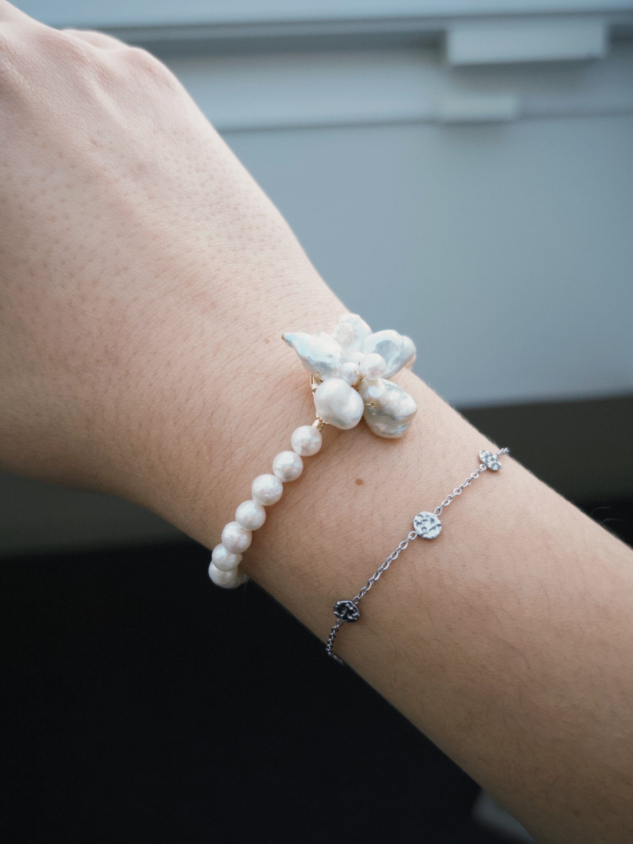 Cherie-Jewels-Classic-Keshi-Pearl-Beaded-Flower-Pendant-Bracelet-№12