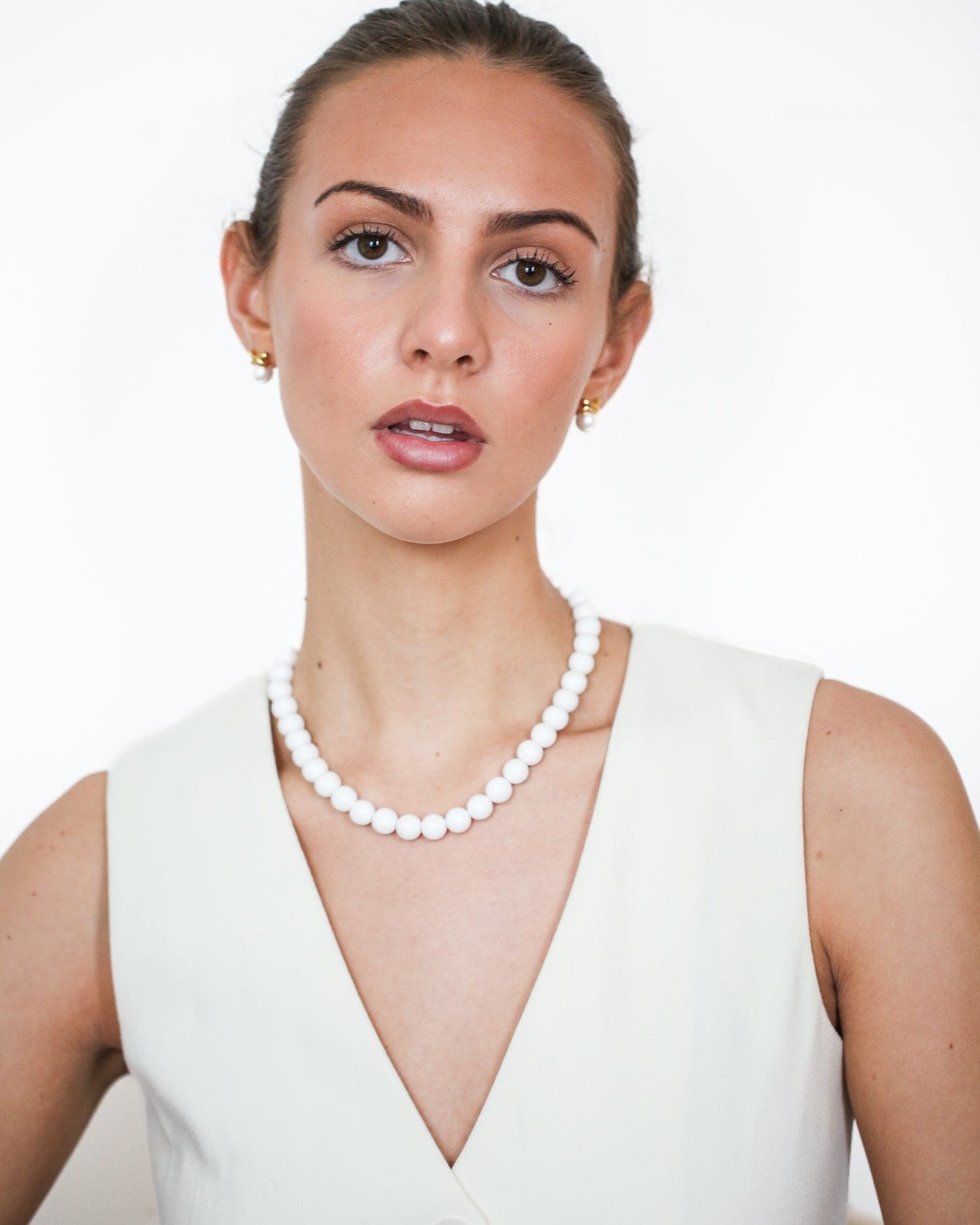 Clio Bead Necklace - Golden