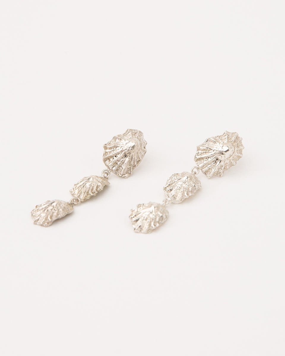 Carolina-De-Barros-statement-CONCHA-EARRINGS-Shell-Triple-Drop-Beach-Summer-Holiday-Jewellery-Textured-Seashell-organic-forms-demifine-gold-plater-sterling-silver