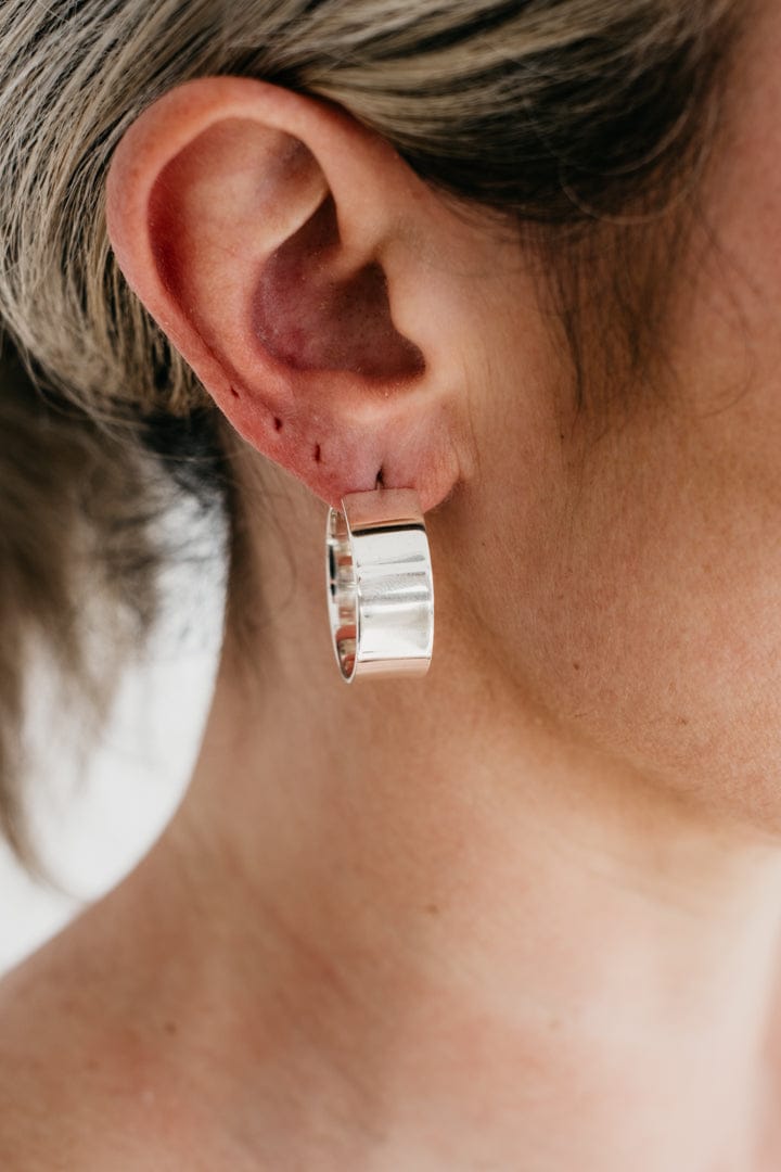Uniform-Jewellery-Dee-Sterling-Silver-Sleek-Oversized-Chunky-Minimal-Hoops-Hoop-Earrings