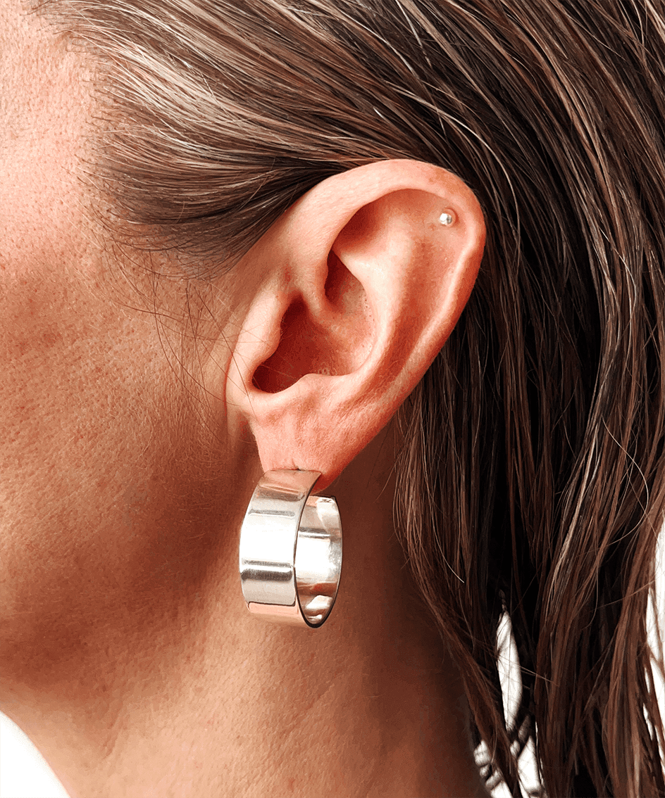 Uniform-Jewellery-Dee-Sterling-Silver-Sleek-Oversized-Chunky-Minimal-Hoops-Hoop-Earrings