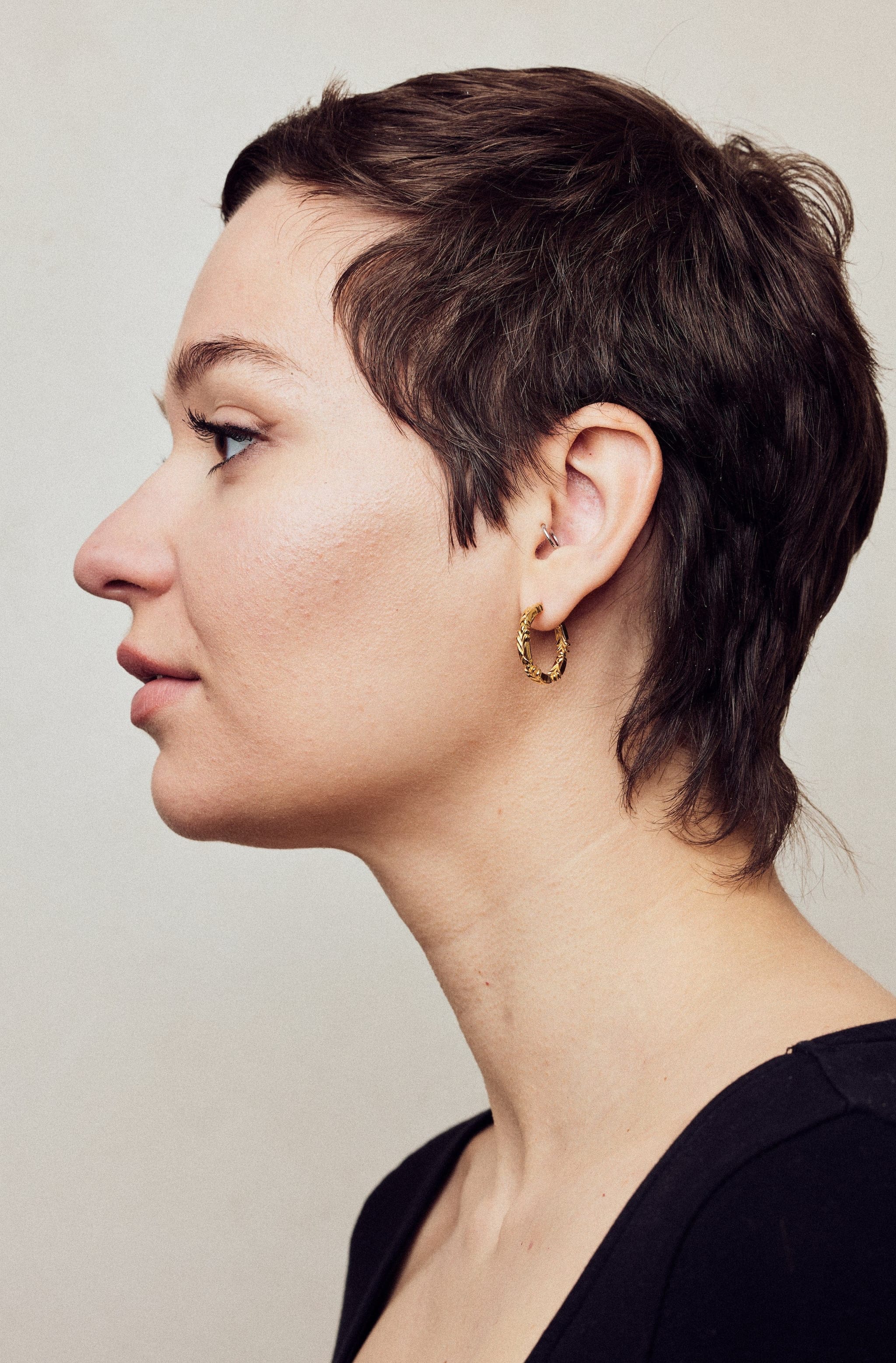 Apres-Youth-Firework-Medium-Gold-Vermeil-Hoop-Earrings1