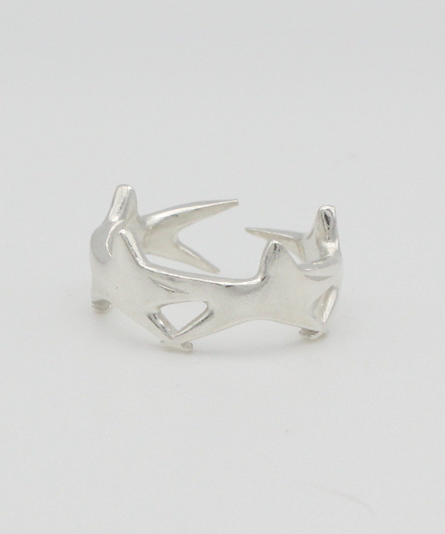 fourstar-ring-keyes-sculptural-cool-star-shape-wide-chunky-statement-band-ring-sterling-silver-cool-handmade-london--GOLDEN-ShopGolden.co-Demifine-Jewellery-Destination-Contemporary-Curated-UK-Brands