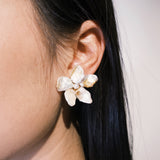 Classic Golden Bloom Keshi Pearls Flower №32