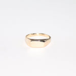 Blume-Jewellery-9-carat-9ct-Solid-Gold-Baguette-Signet-Ring-chunky-pinky-rectangle-classic-timeless-everday-staple-hanmade-uk-contemporary-cool-jewellery