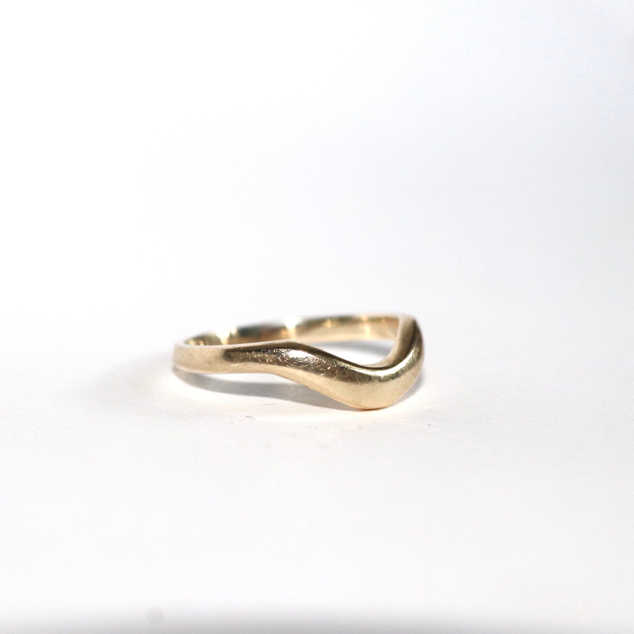 Blume-Jewellery-Curve-Ring-9ct-Solid-Gold-U-Shape-Band-Horseshoe-Classic-Timeless-Everyday-Stacking-essential
