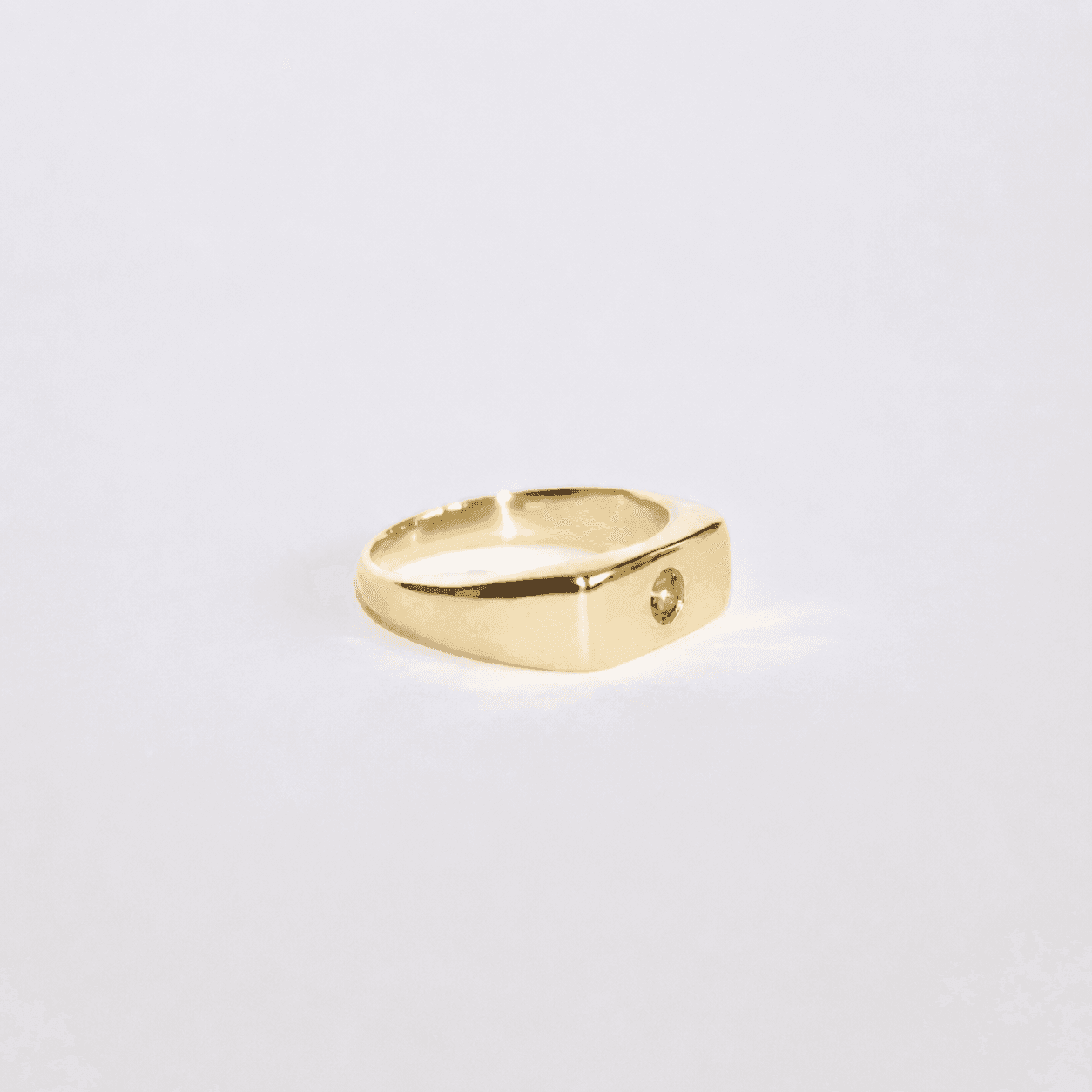Blume-Jewellery-Single-Stone-Chunky-Rectangle-Signet=Ring-9-Carat-Solid-Gold-Yellow-classic-gemstone-Peridot-Garnet-Aquamarine-Citrine-Amethyst-pinky-ring-cool-modern-everyday-timeless