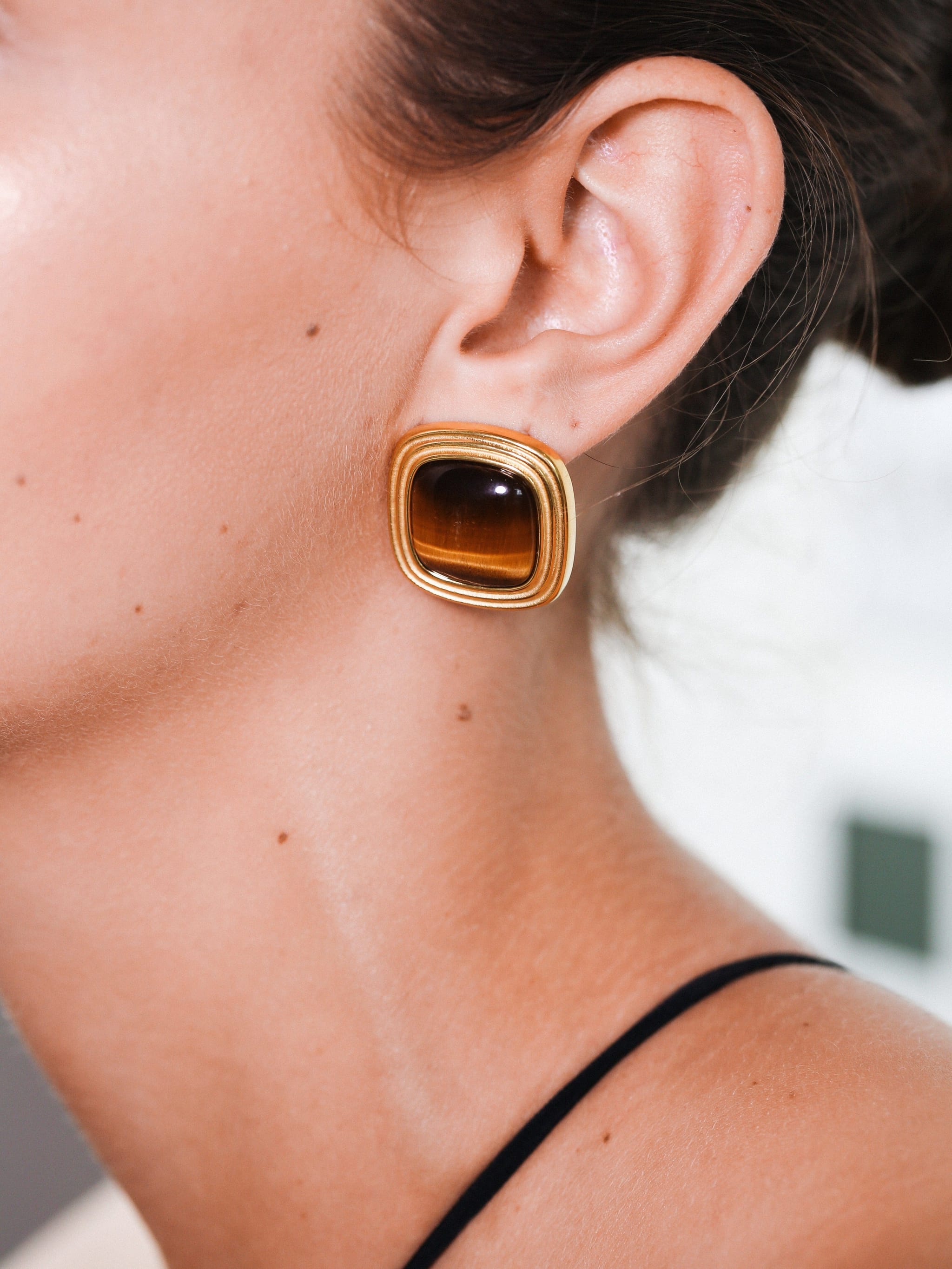 Miss-Cecilia-Golden-Horizon-Brown-Gemstone-Gold-Retro-Statement-Stud-80s-Ear-Studs-Earrings
