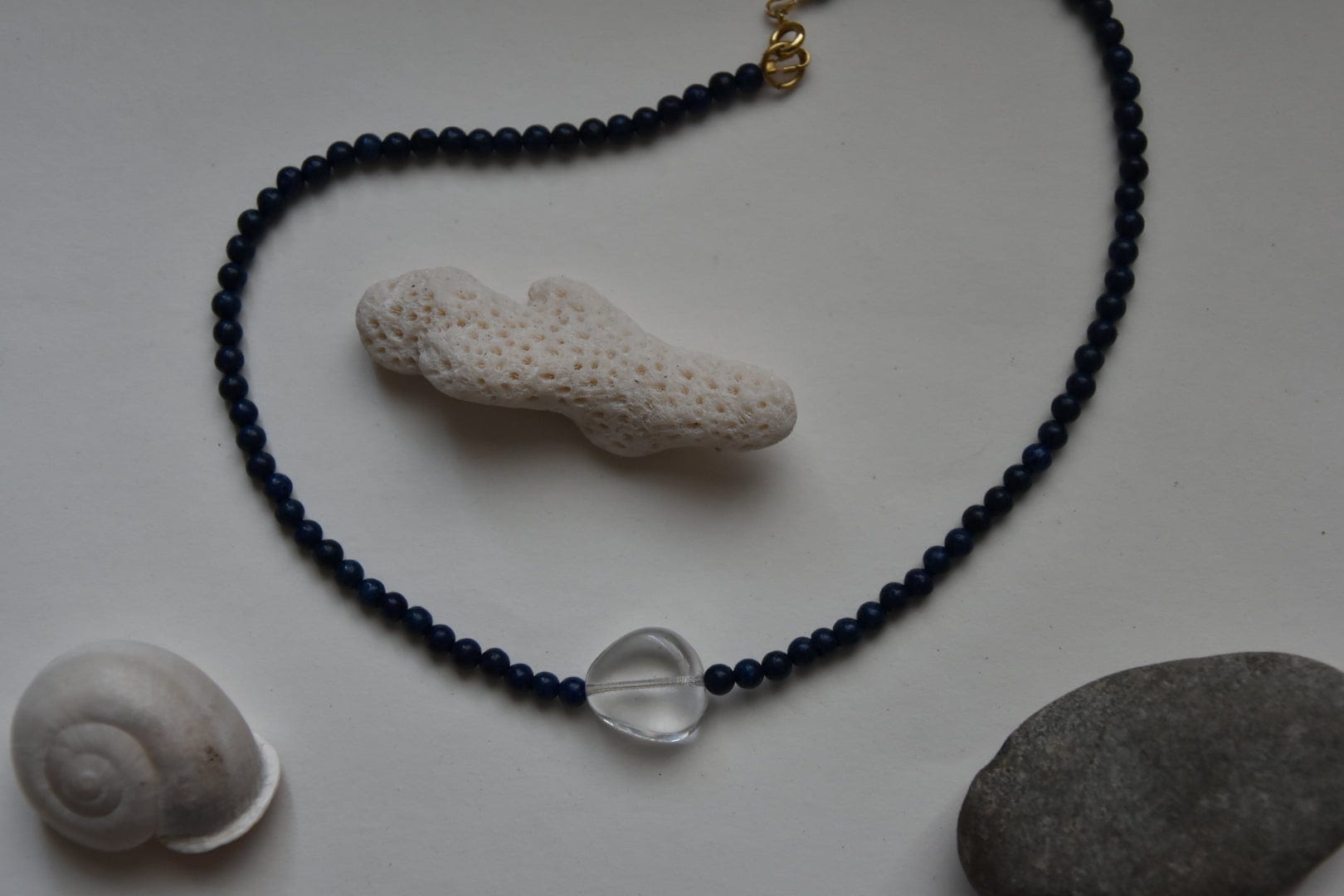 Kan-Studio-Indira-necklace-Lapis-Lazuli-Clear-Peach-Glass-Green-Aventurine-Delicate-Beaded-Pendant-Necklace-Contrasting-Colours-Summer-Jewellery-Beads-Bead-Cool-Boho-Style-Design