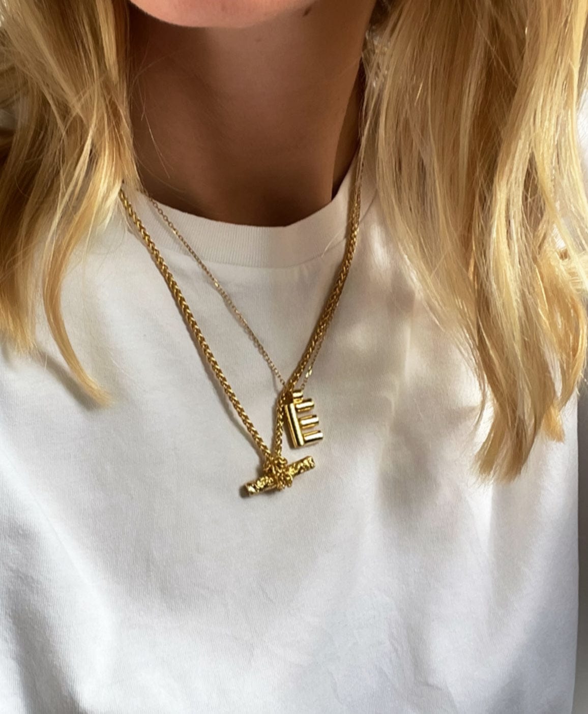 Ruddock-initial-alphabet-chunky-letter-personalised-pendant-necklace-sterling-silver-18ct-gold-plated