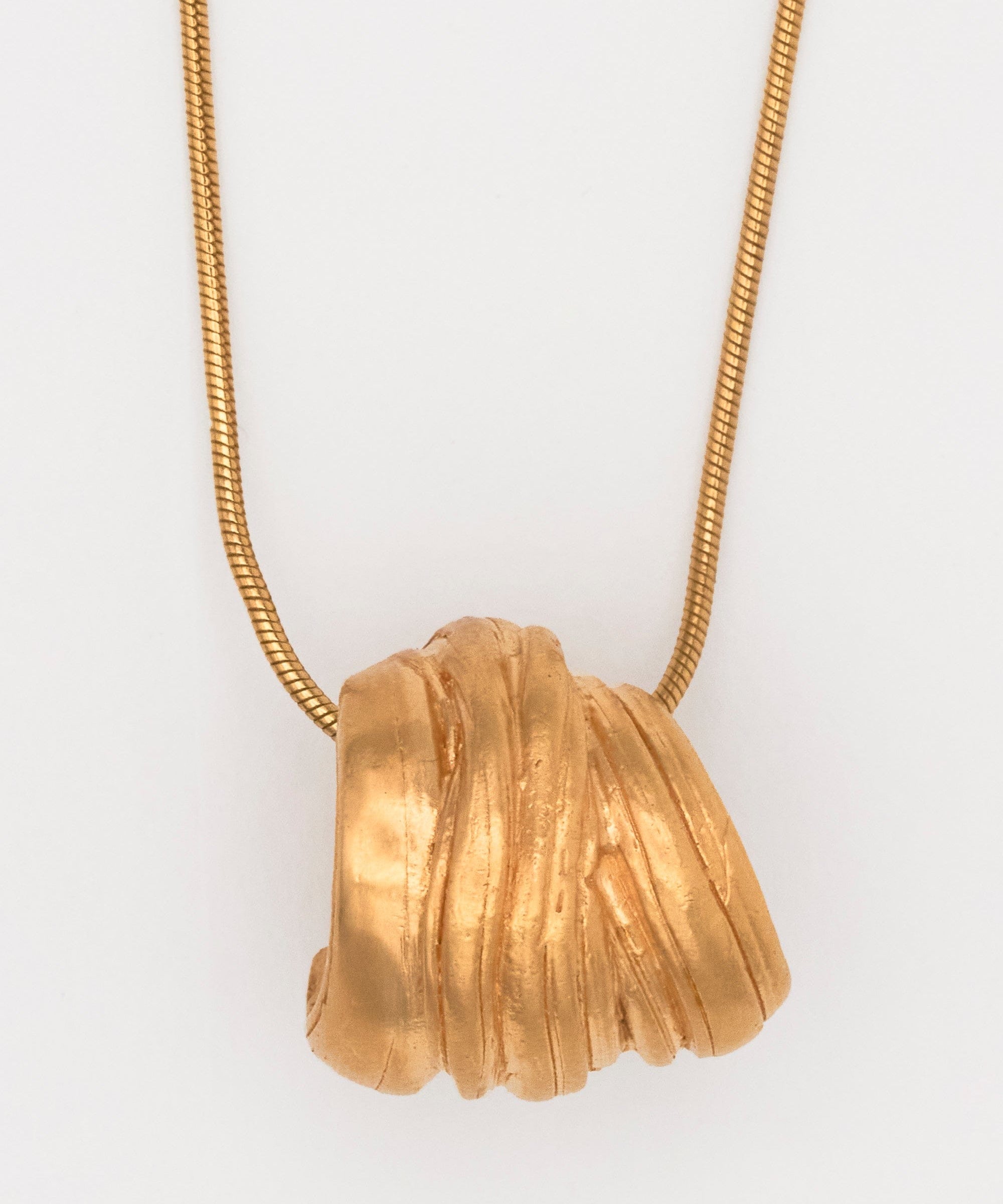 Carolina-De-Barros-IPE_Snake-Chain-Pendant-NECKLACE-GOLD-PLated-Sterling-Silver