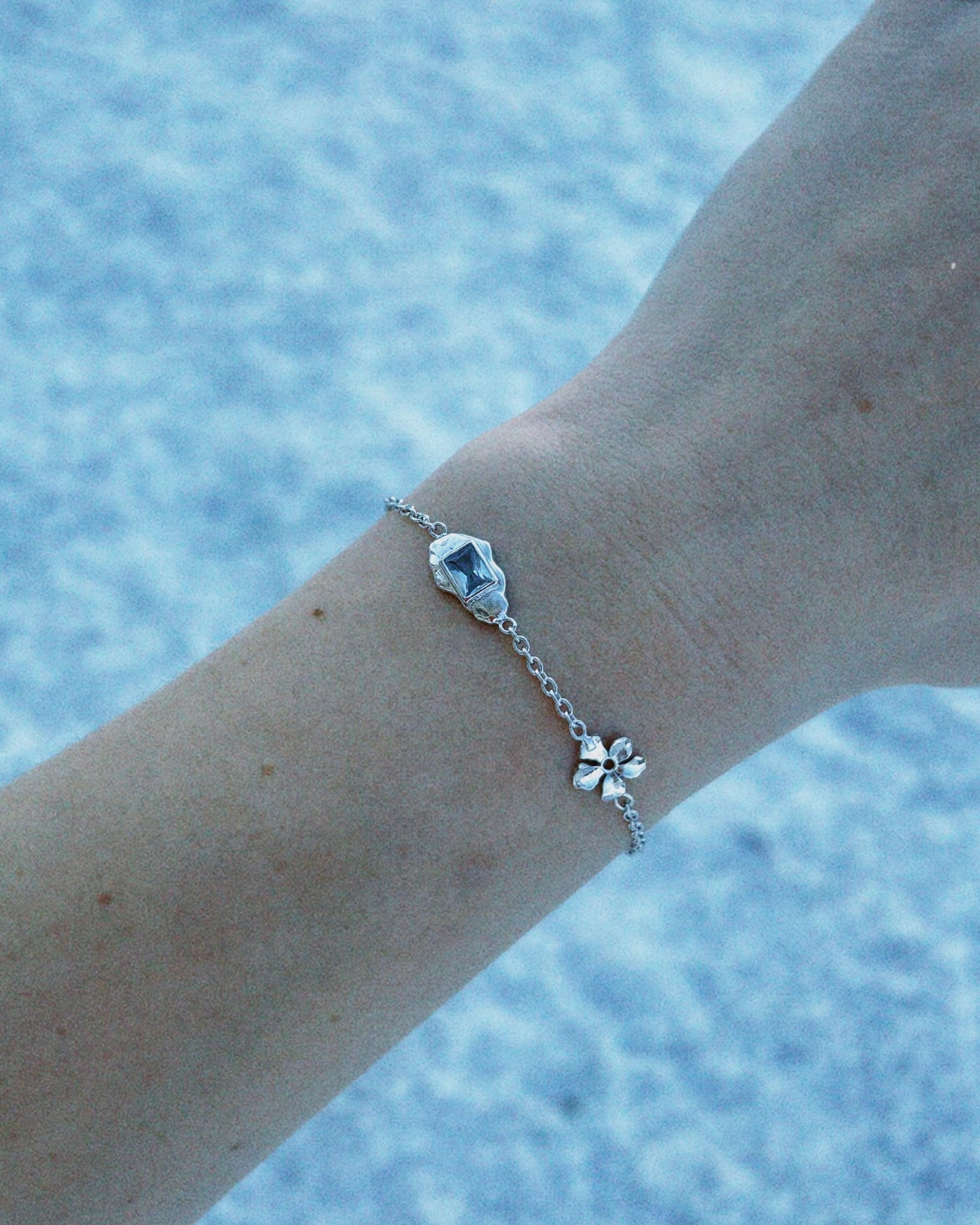 Iris Bracelet-Squeeze London-GOLDEN-ShopGolden.co-Demifine-Jewellery-Destination-Contemporary-Curated-UK-Brands