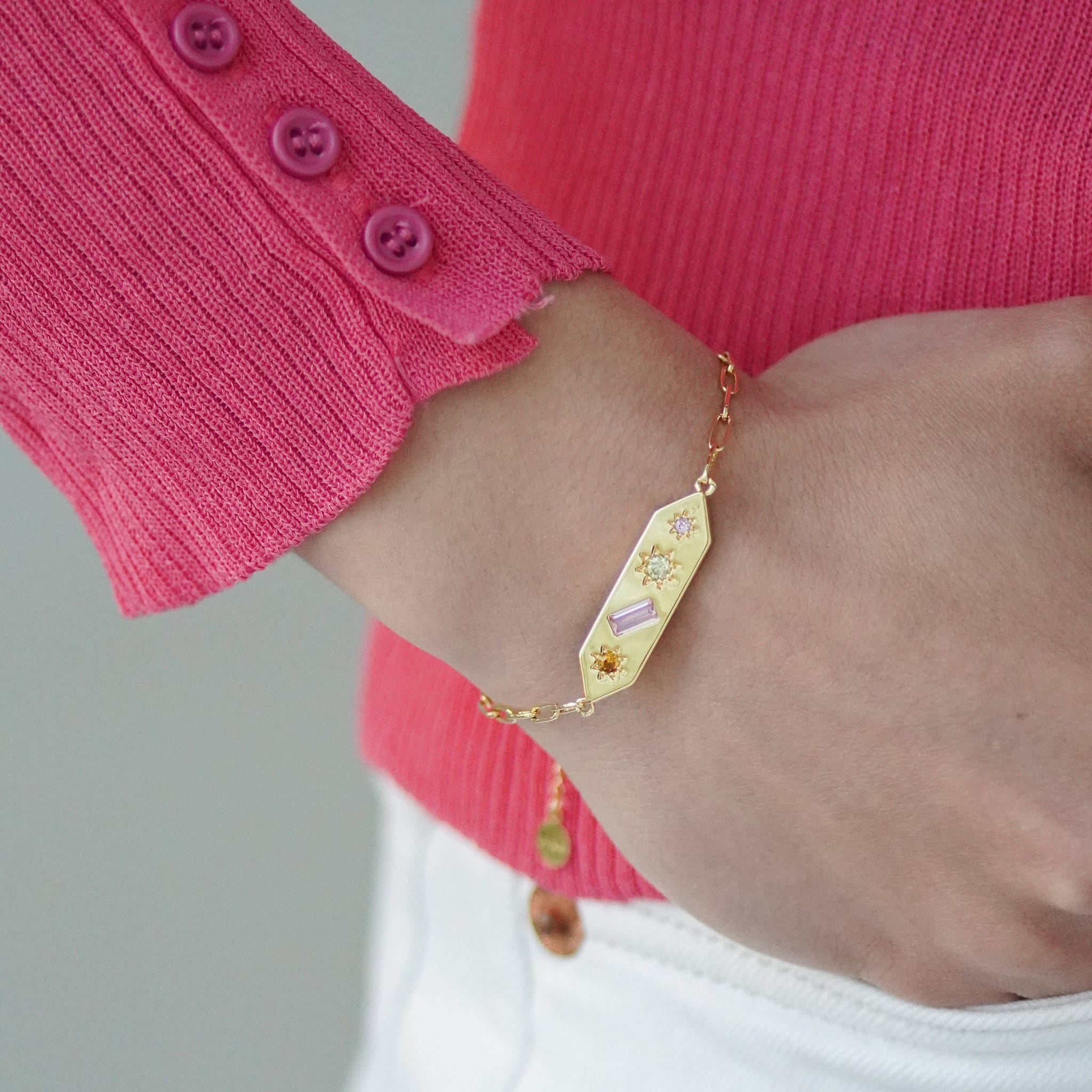 Junk-Jewels-Kaleidoscope-Rainbow-Stone-Multi-Disco-Chain-bar-pendant-Bracelet-coloured-gemstone-gold