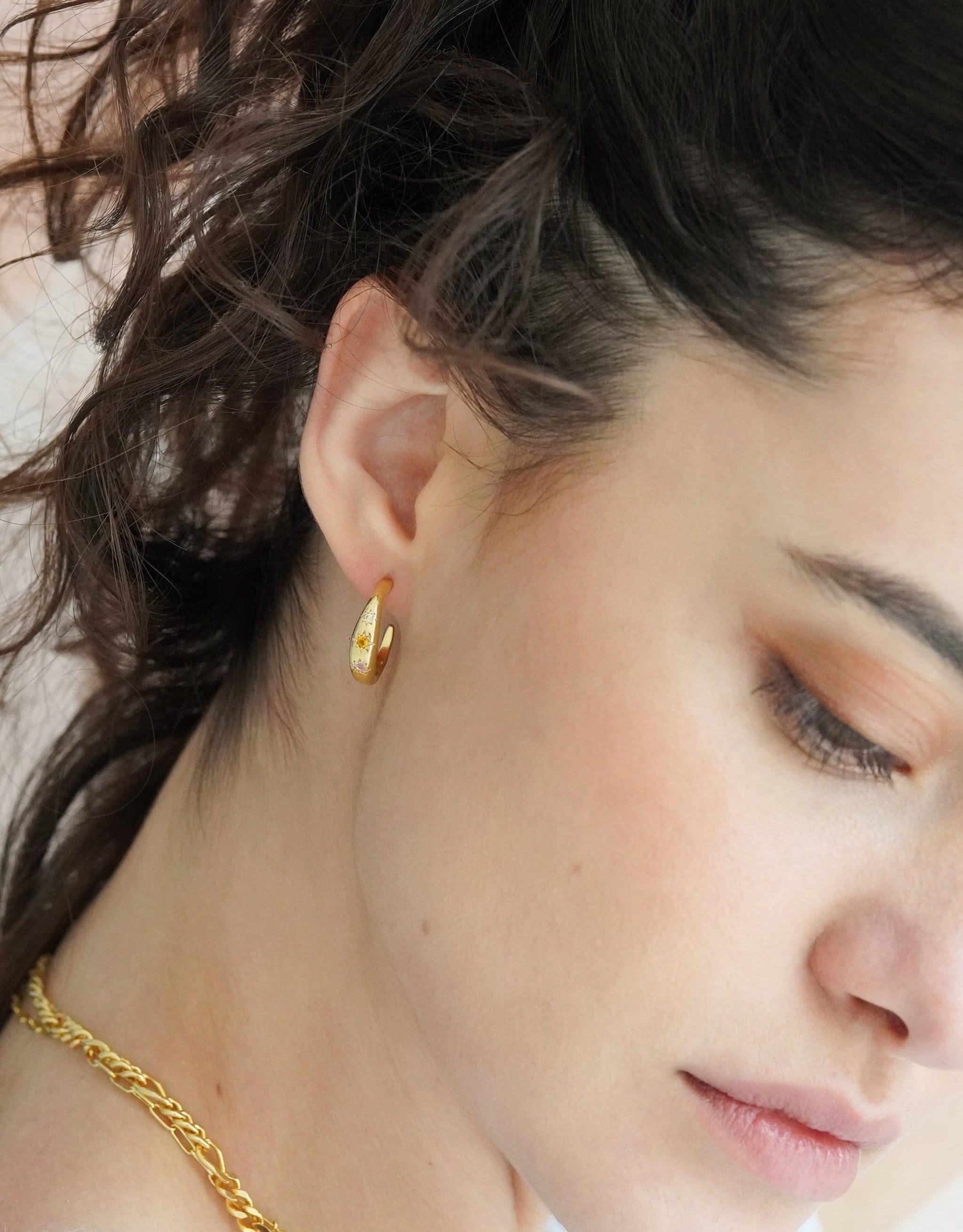Junk-Jewels-Kaleidoscope-Disco-Gemstone-Star-Chunky-Hoop-Earrings-Gold