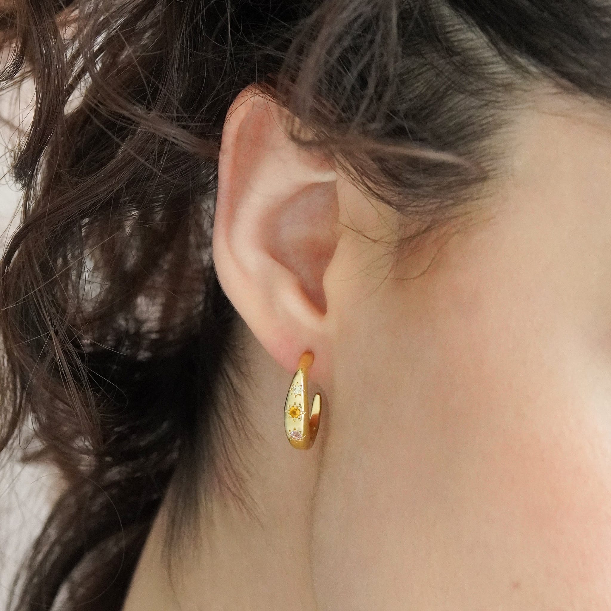 Junk-Jewels-Kaleidoscope-Disco-Gemstone-Star-Chunky-Hoop-Earrings-Gold