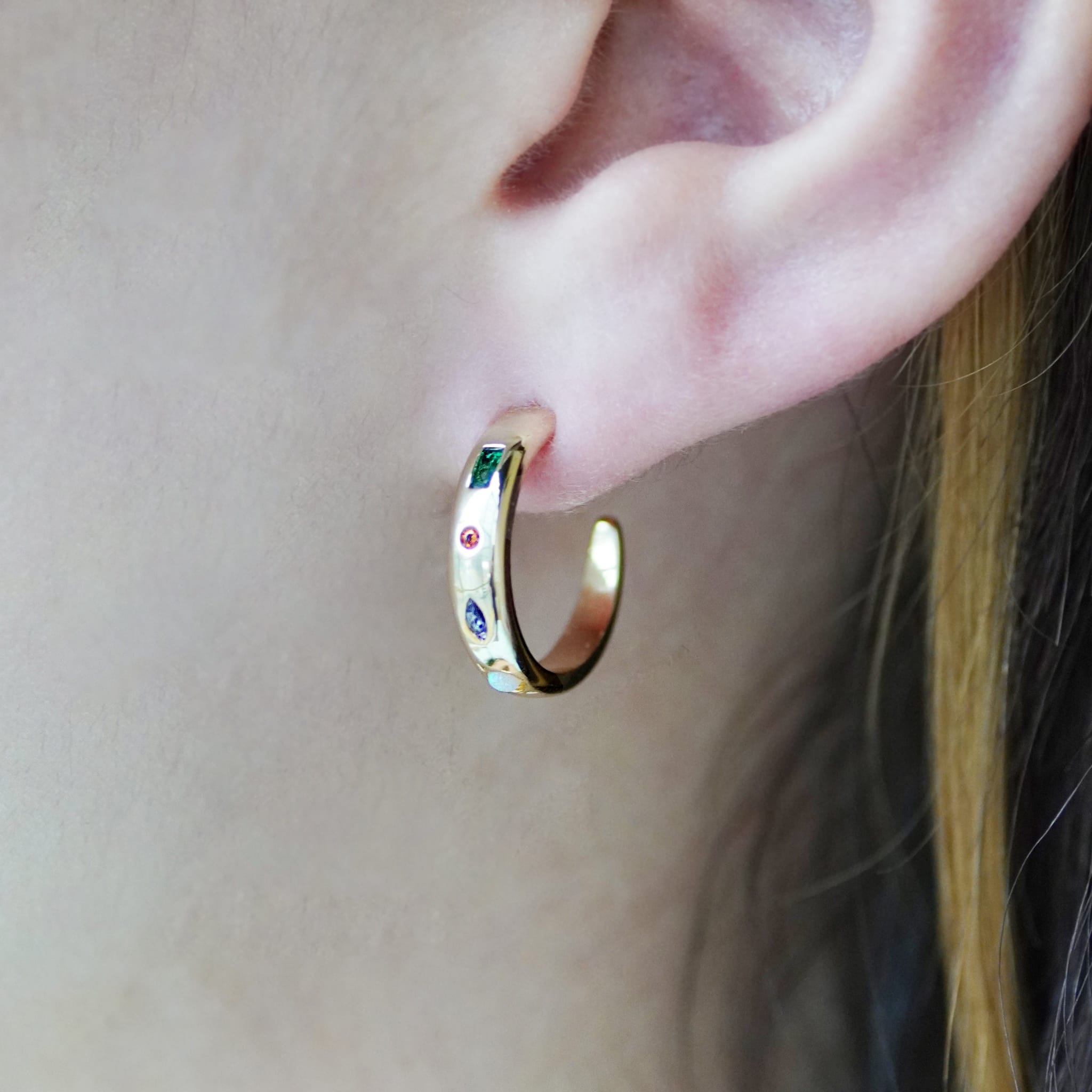 Junk-Jewels-Kaleidoscope -Multicoloured-Stone-gemstone-Hoop-Earrings-Hoops-Gold