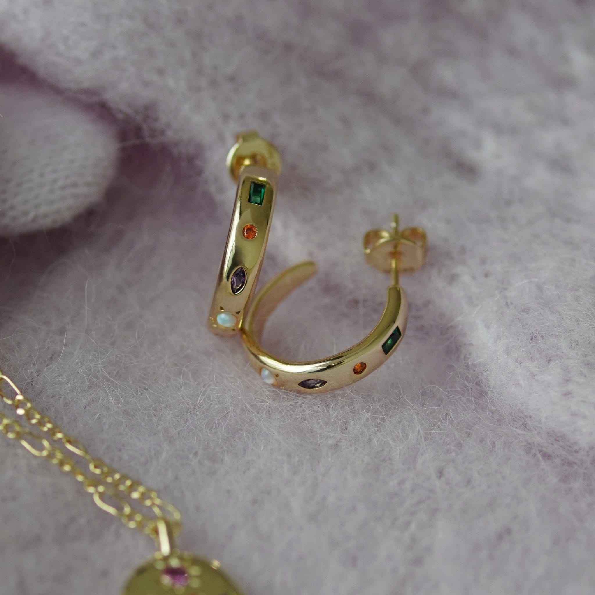 Junk-Jewels-Kaleidoscope -Multicoloured-Stone-gemstone-Hoop-Earrings-Hoops-Gold