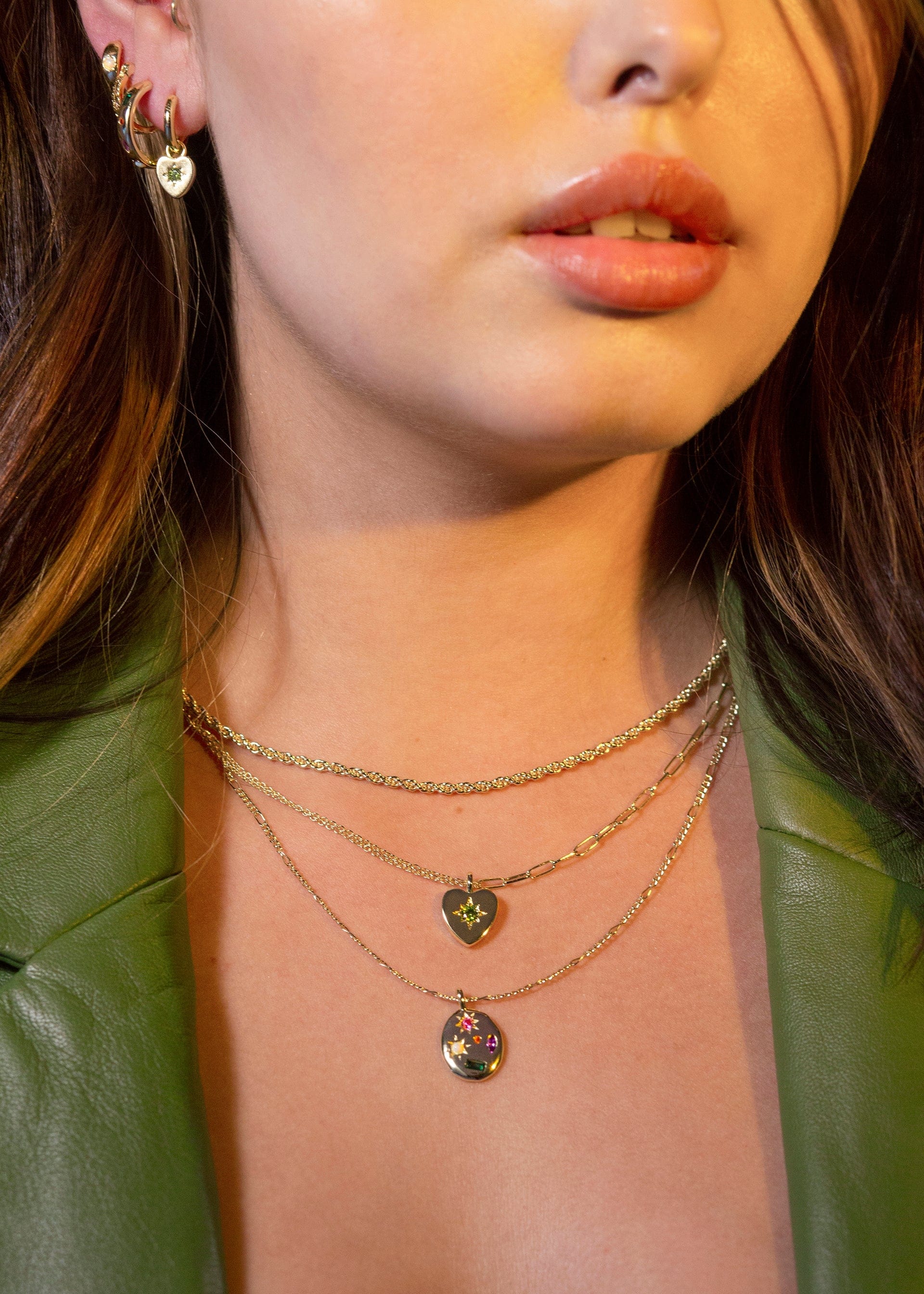 Junk-Jewels-Kaleidoscope-Gemstone-Multicoloured-Rainbow-Star-Pendant-Necklace-Gold-Figaro-Chain