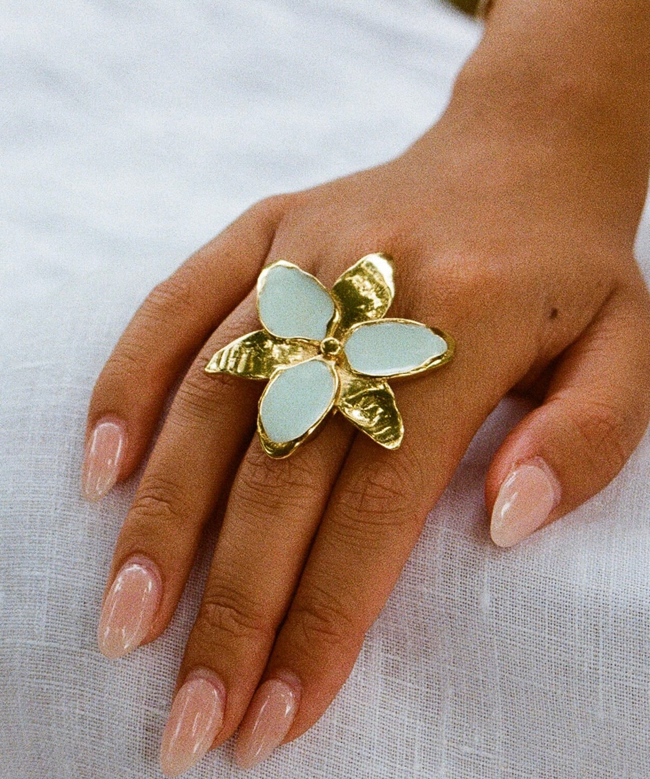 Squeeze-London-Little-Kiss-Cocktail-Flower-Ring-Gold-Vermeil-Sky-Blue-Enamel