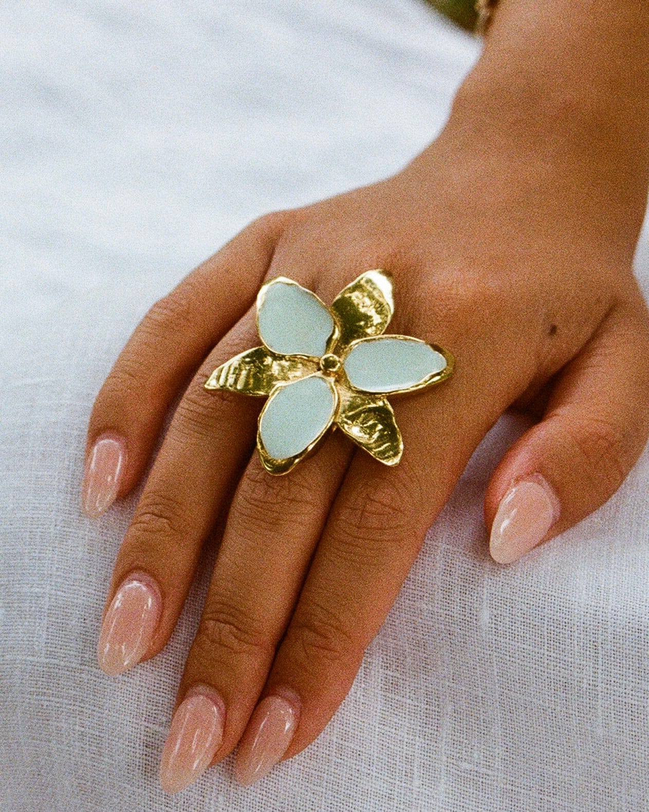 Squeeze-London-Little-Kiss-Cocktail-Flower-Ring-Gold-Vermeil-Sky-Blue-Enamel