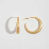 Brushed Medium Tapered Hoop Earrings (20mm)