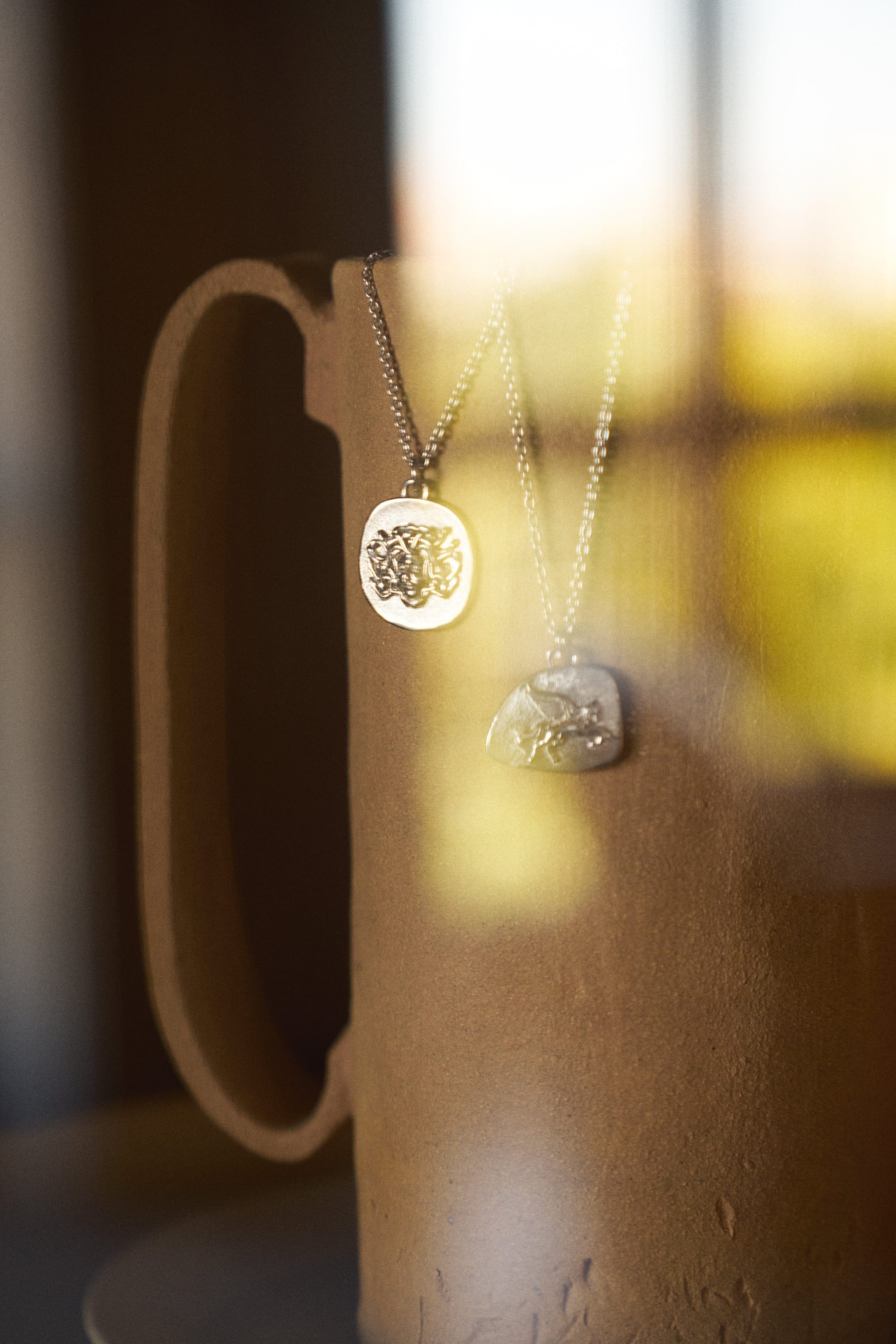 Medusa Necklace Silver - Golden