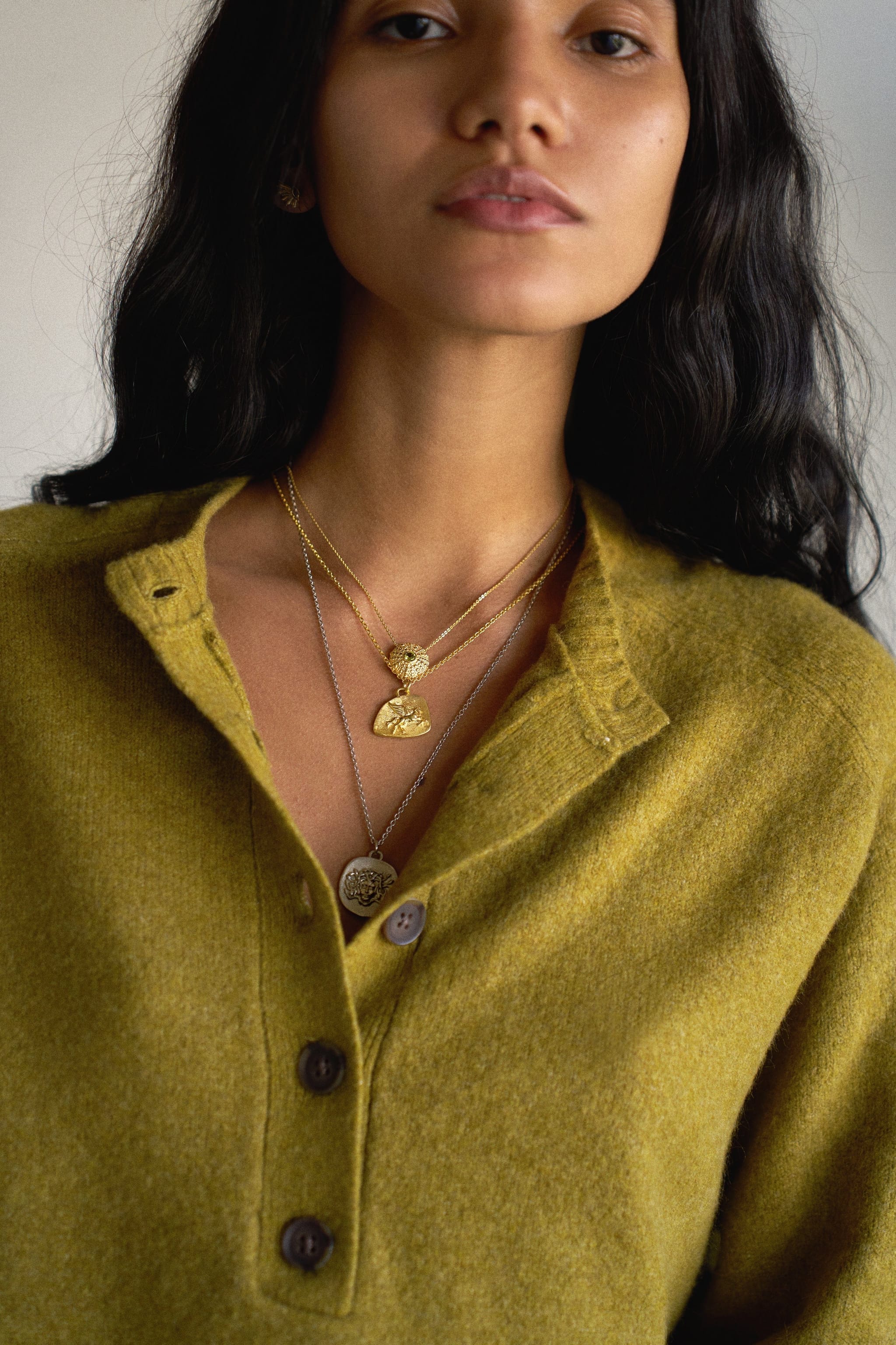 Medusa Necklace Silver - Golden