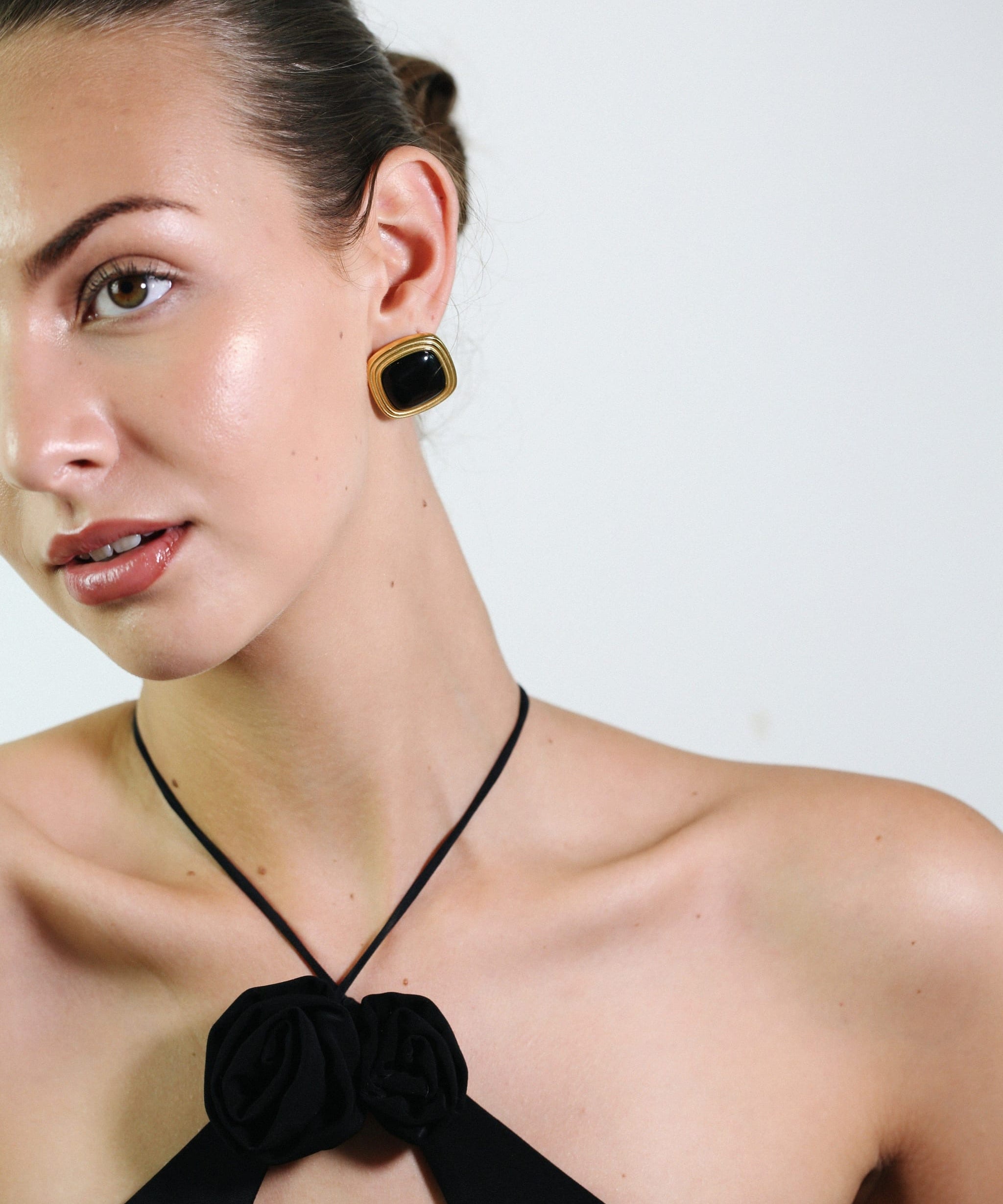 Midnight Luxe Ear Studs - Golden