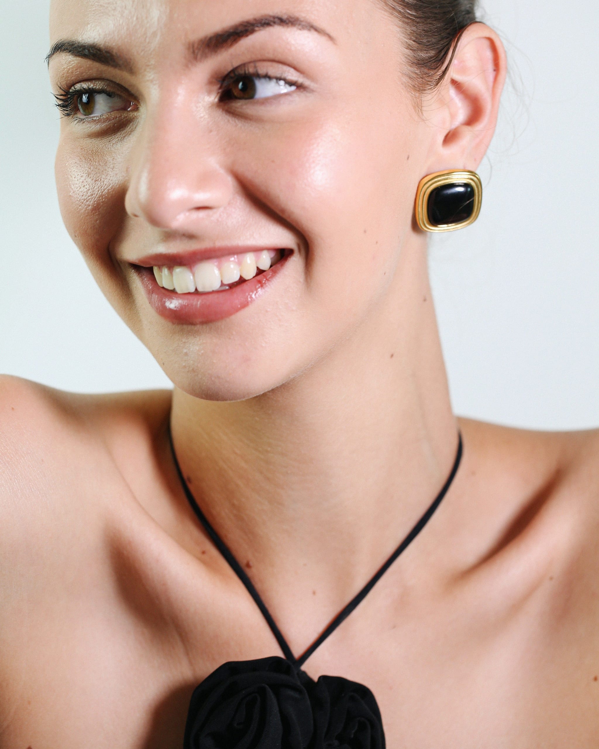 Midnight Luxe Ear Studs - Golden