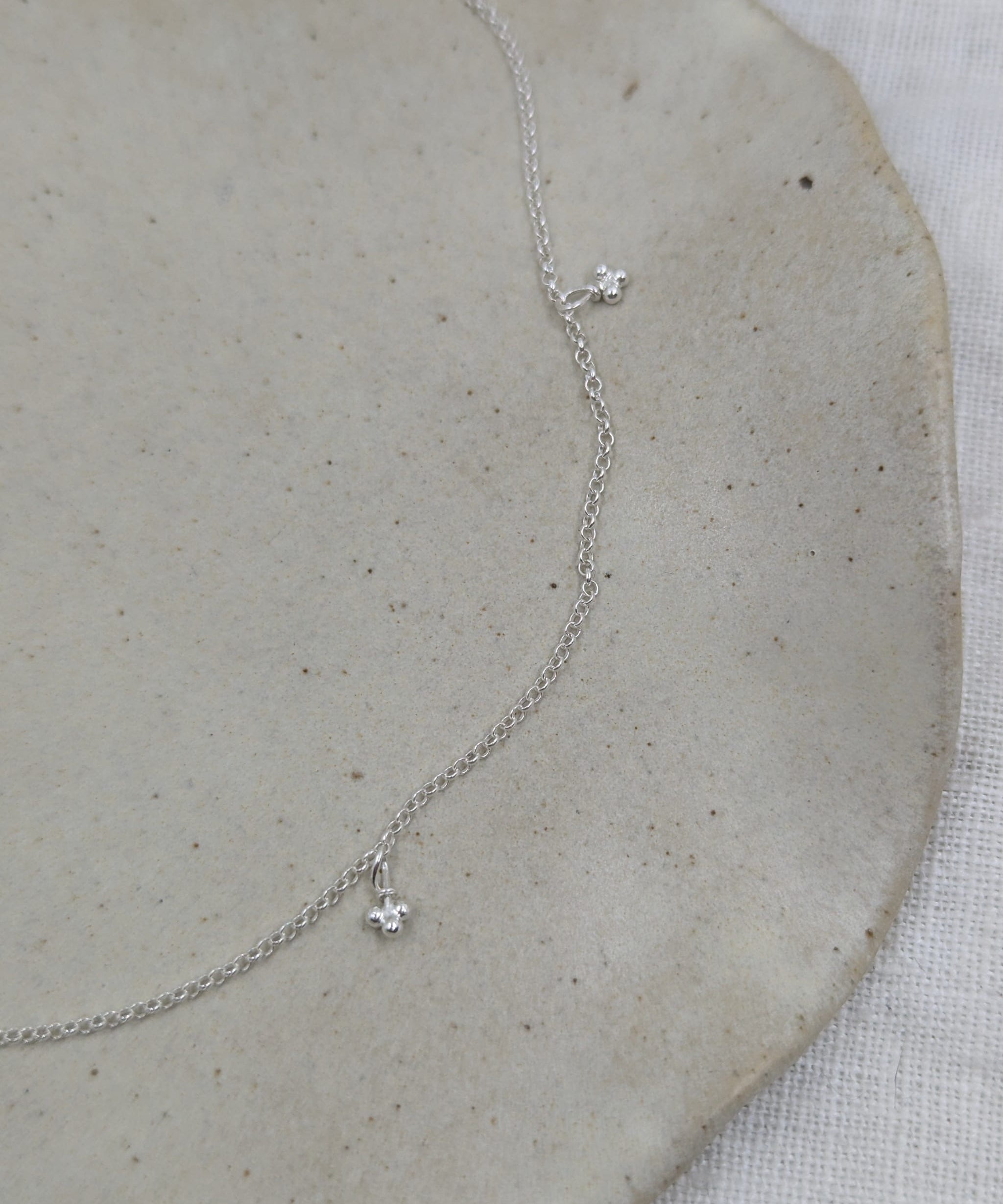 milly-maunder-mini-trio-bubble-pebble-clover-charm-pendant-delicate-chain-necklace-sterling-silver