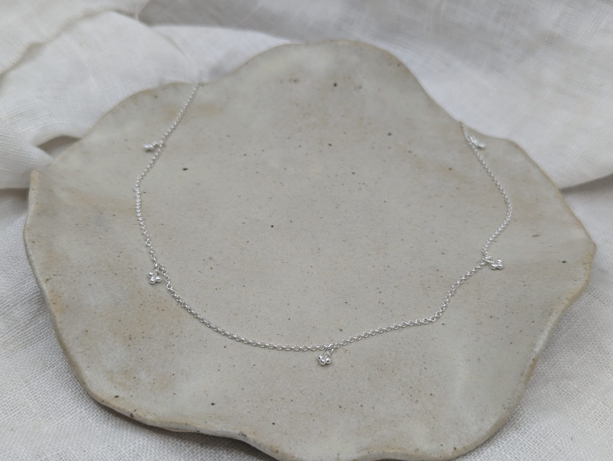 milly-maunder-mini-trio-bubble-pebble-clover-charm-pendant-delicate-chain-necklace-sterling-silver