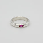 mono-flow-band-ring-KEYES-sterling-silver-band-ring-stacking-gemstone-single-stone-sapphire-blue-red-ruby-cool-timeless-gift-GOLDEN-Shopgolden.co-Curated-DemiFine-Jewellery-Brands