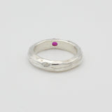 mono-flow-band-ring-KEYES-sterling-silver-band-ring-stacking-gemstone-single-stone-sapphire-blue-red-ruby-cool-timeless-gift-GOLDEN-Shopgolden.co-Curated-DemiFine-Jewellery-Brands